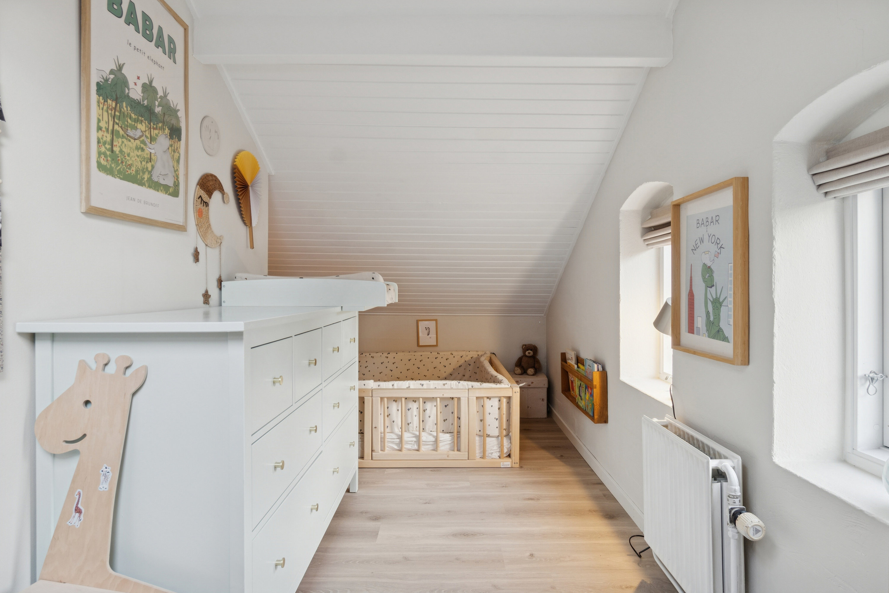 Fremhævet børneværelse billede i fuldskærmstilstand. Billede af Hjortekærsvej 170, 2800 Kongens Lyngby