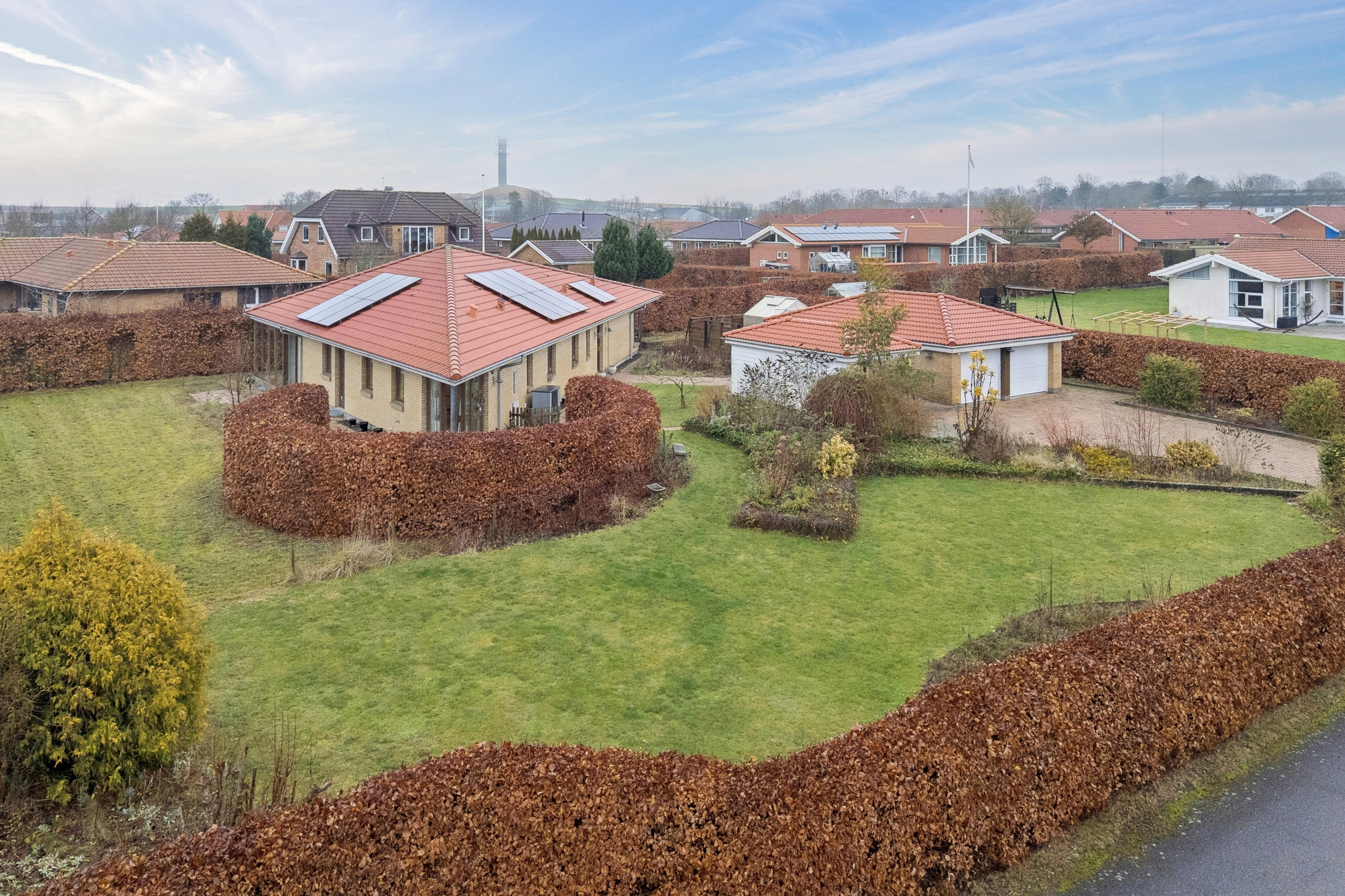 Fremhævet luftfoto billede i fuldskærmstilstand. Billede af Byvangen 34, Slots Bjergby, 4200 Slagelse