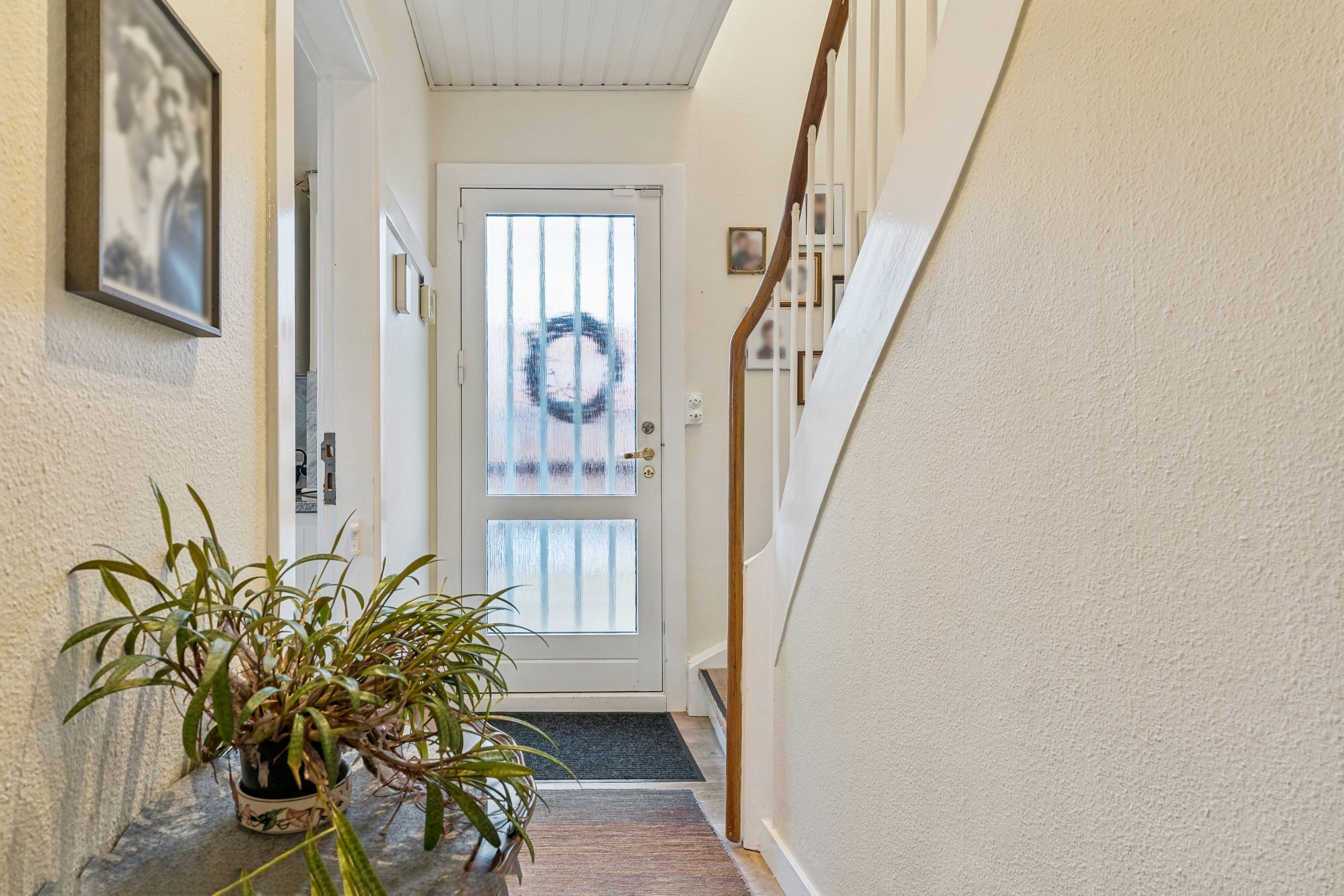 Fremhævet gang billede i fuldskærmstilstand. Billede af Kornmarken 31, 2880 Bagsværd