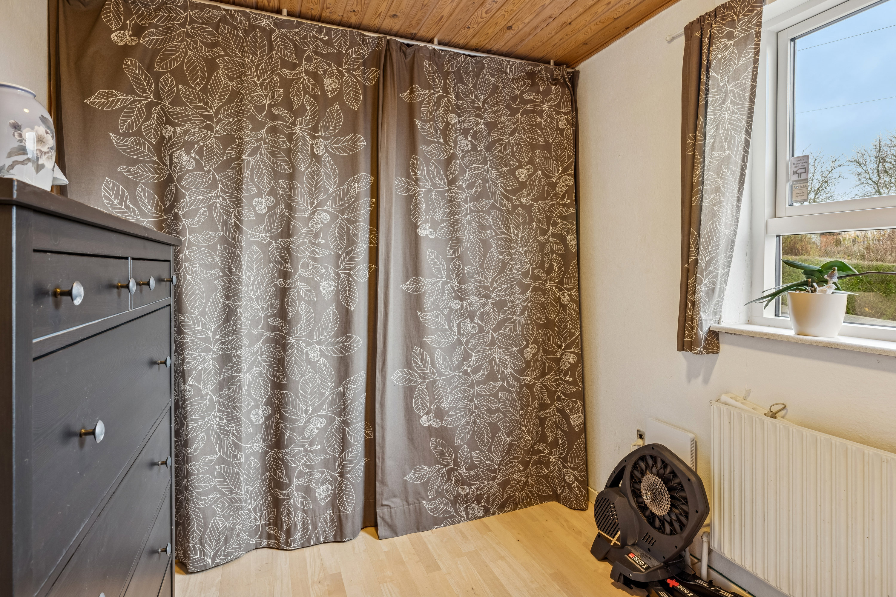 Fremhævet værelse billede i fuldskærmstilstand. Billede af Solbakken 5, Ugelbølle, 8410 Rønde