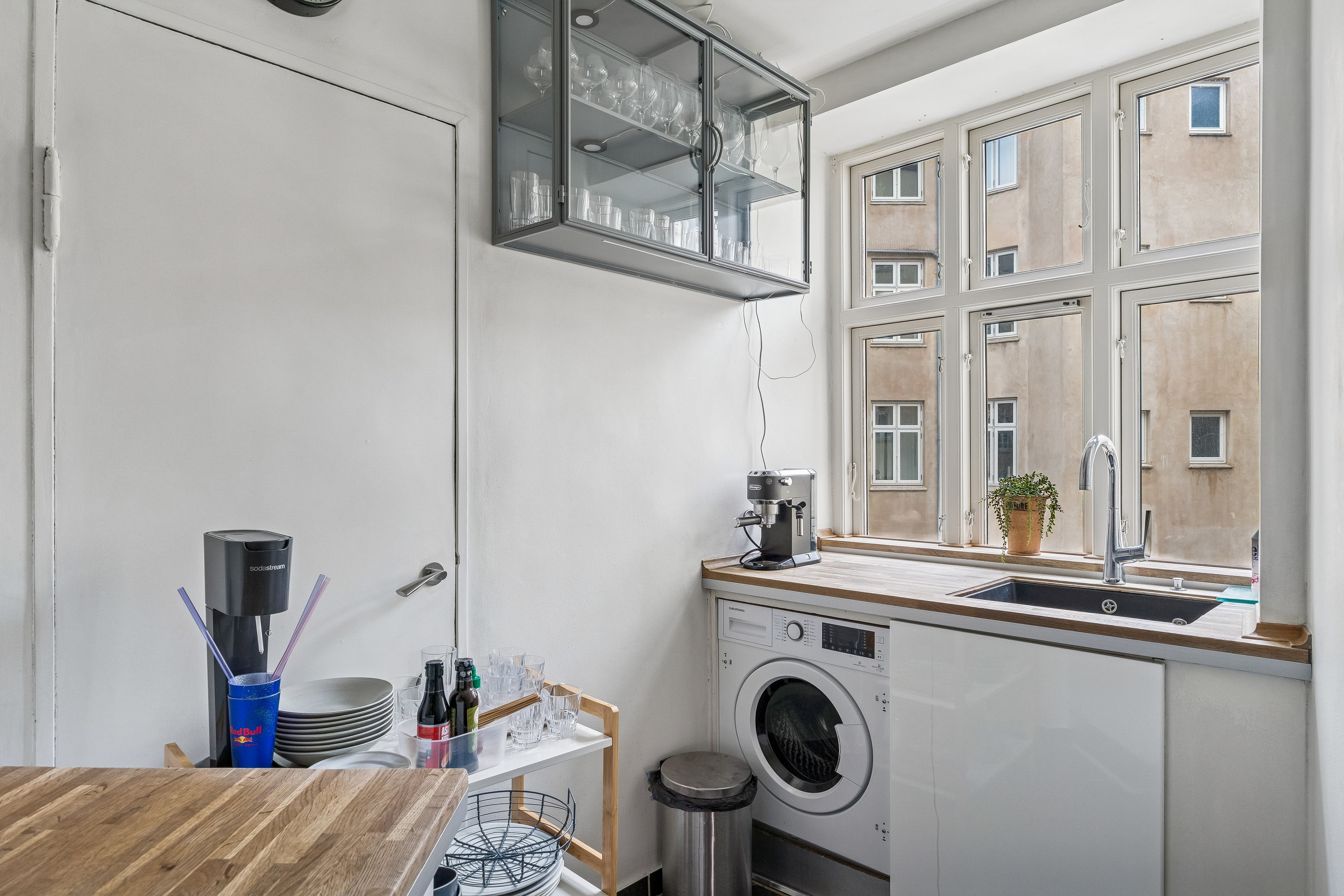 Fremhævet køkken billede i fuldskærmstilstand. Billede af Marstalsgade 21, 2. th., 2100 København Ø