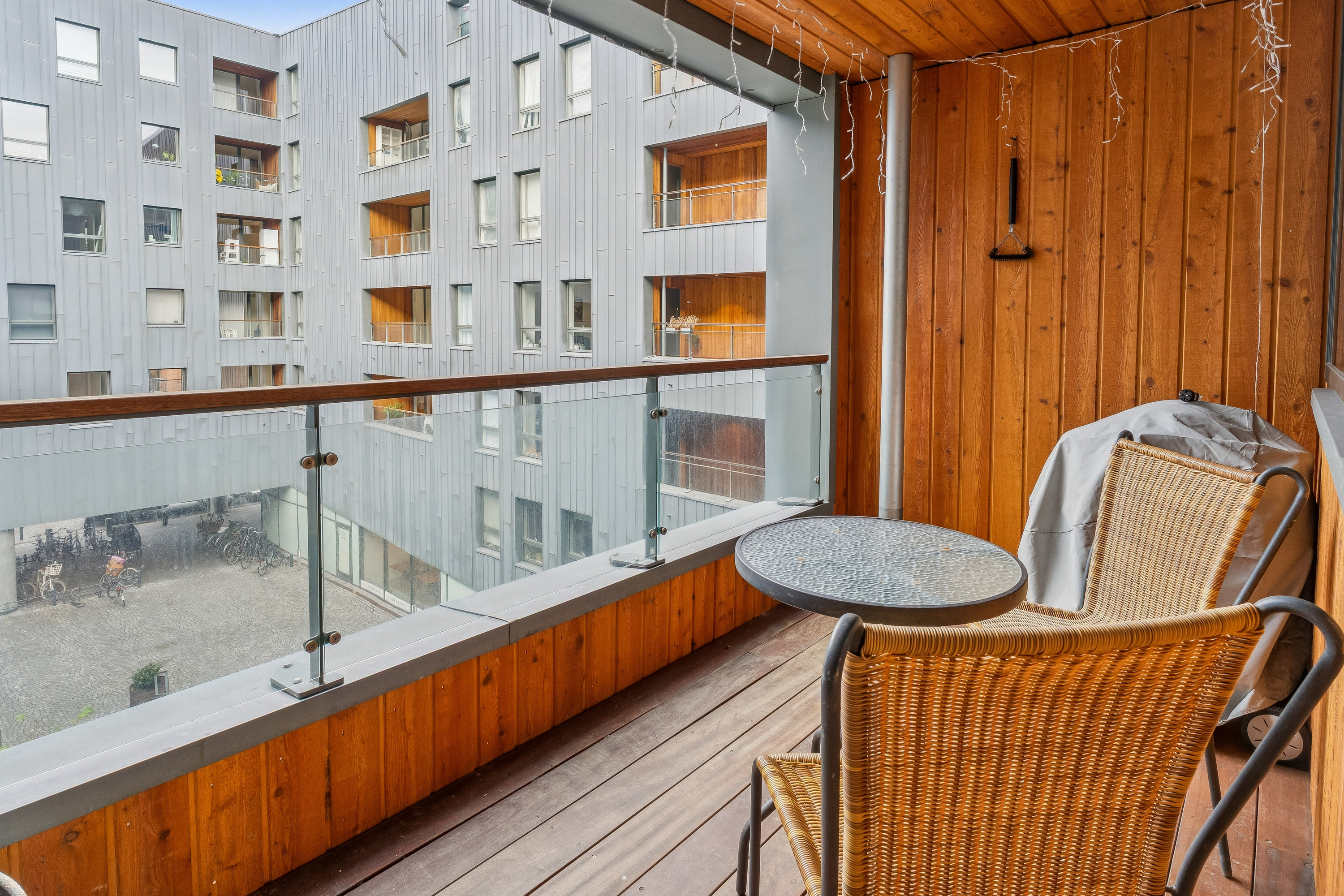 Fremhævet stue billede i fuldskærmstilstand. Billede af Amerika Plads 18, 3. 3., 2100 København Ø