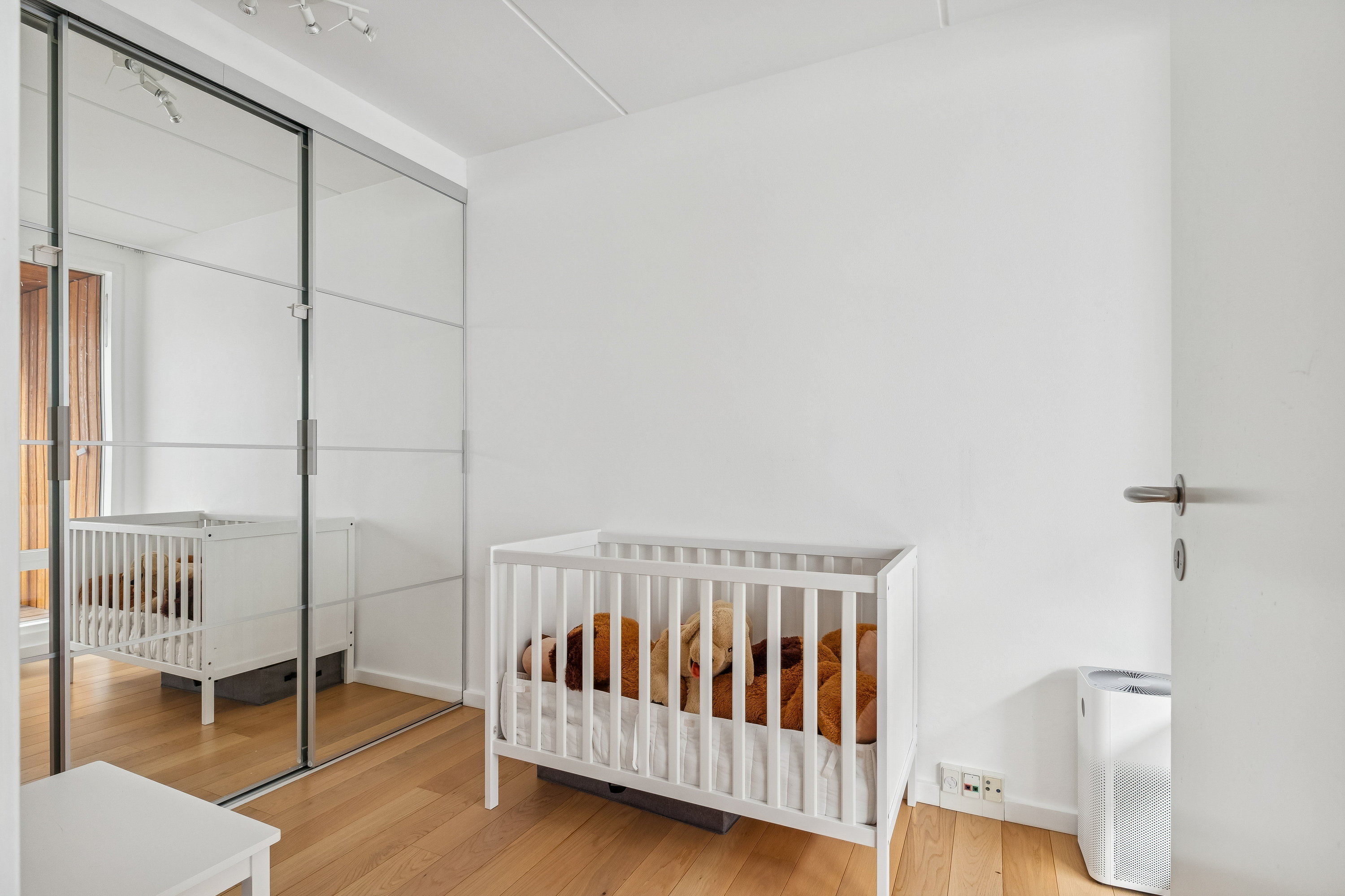 Fremhævet værelse billede i fuldskærmstilstand. Billede af Amerika Plads 18, 3. 3., 2100 København Ø