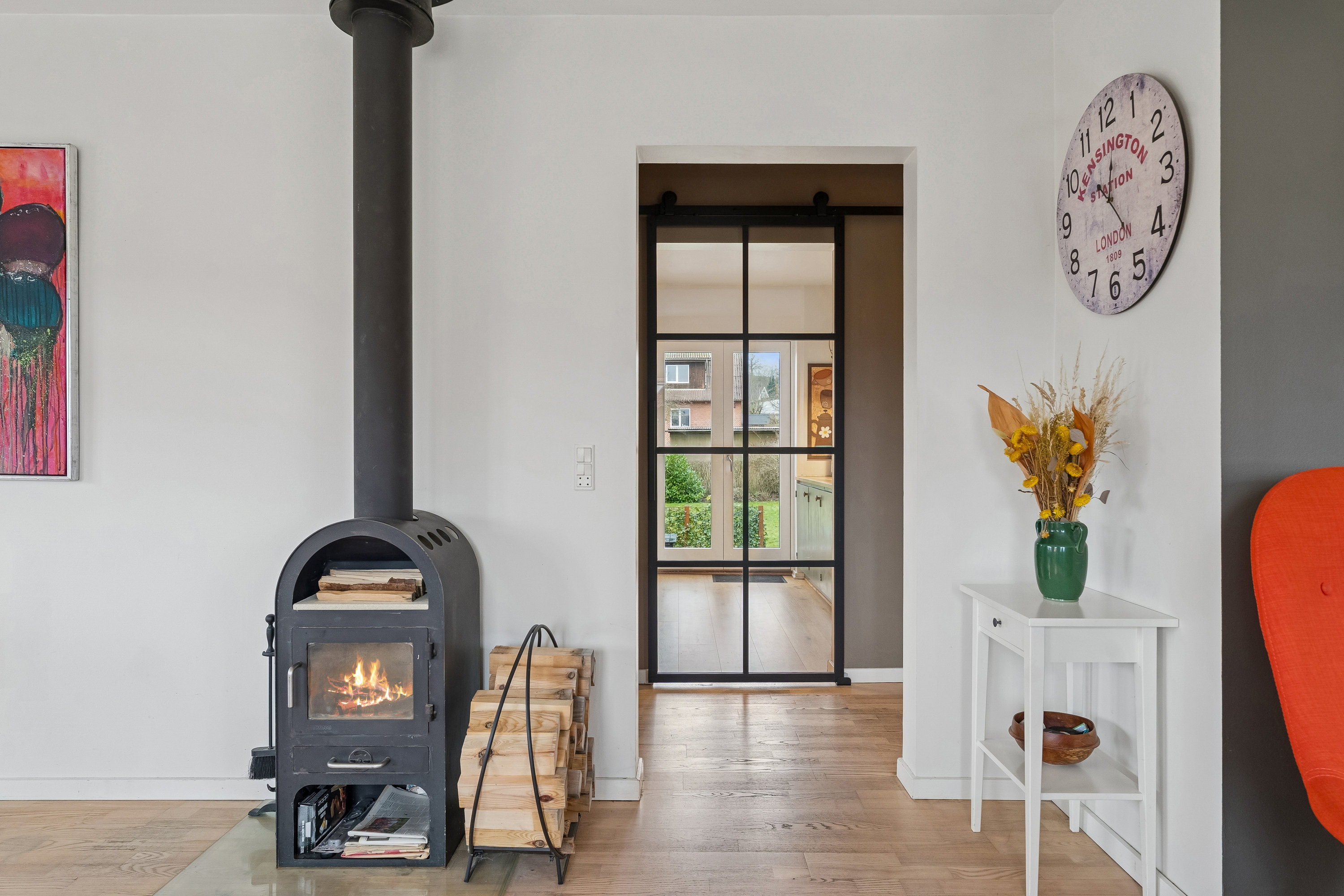 Fremhævet spisestue billede i fuldskærmstilstand. Billede af Fælledvej 11, 8870 Langå