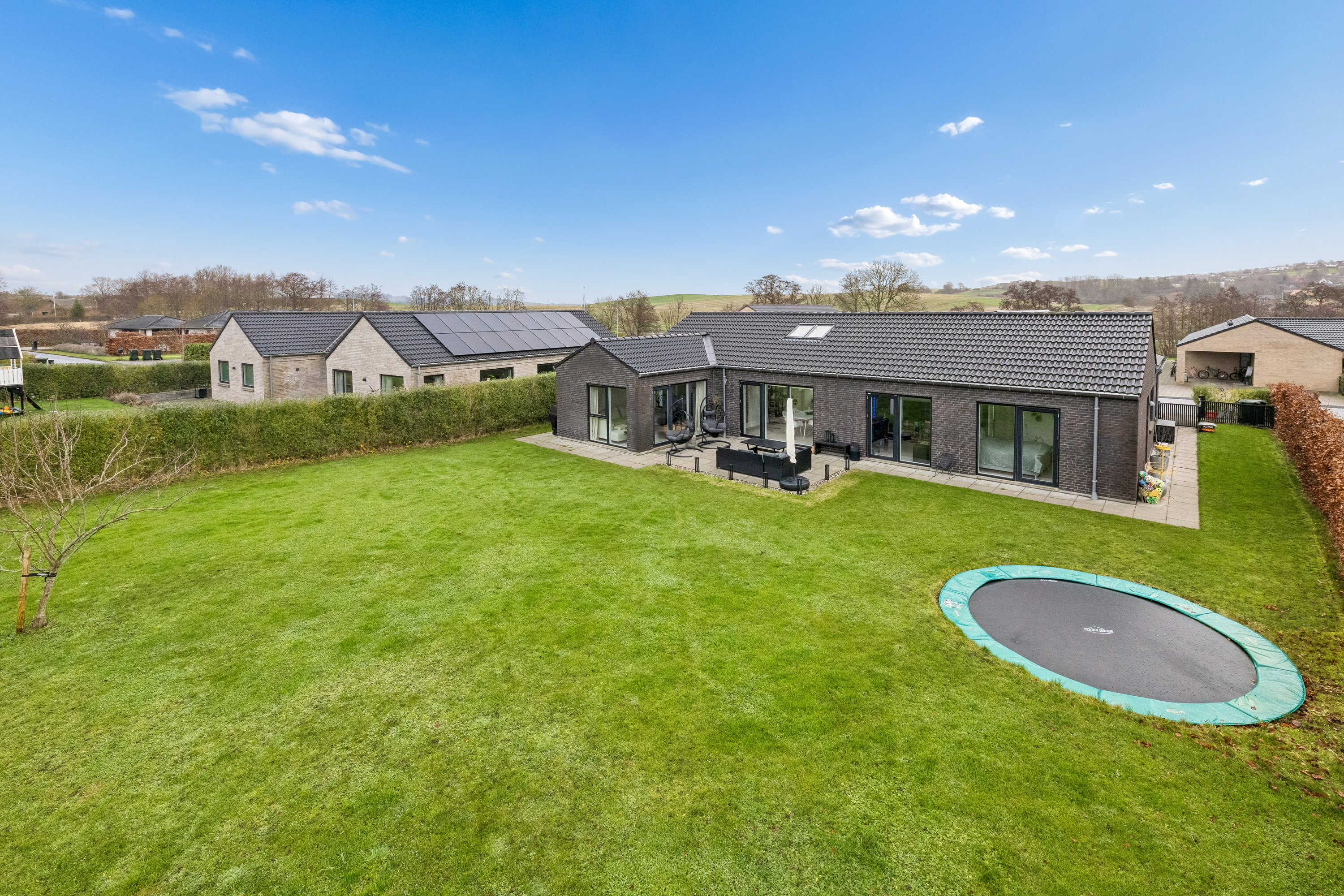 Fremhævet andet billede i fuldskærmstilstand. Billede af Ladegårdsparken 96, 8410 Rønde