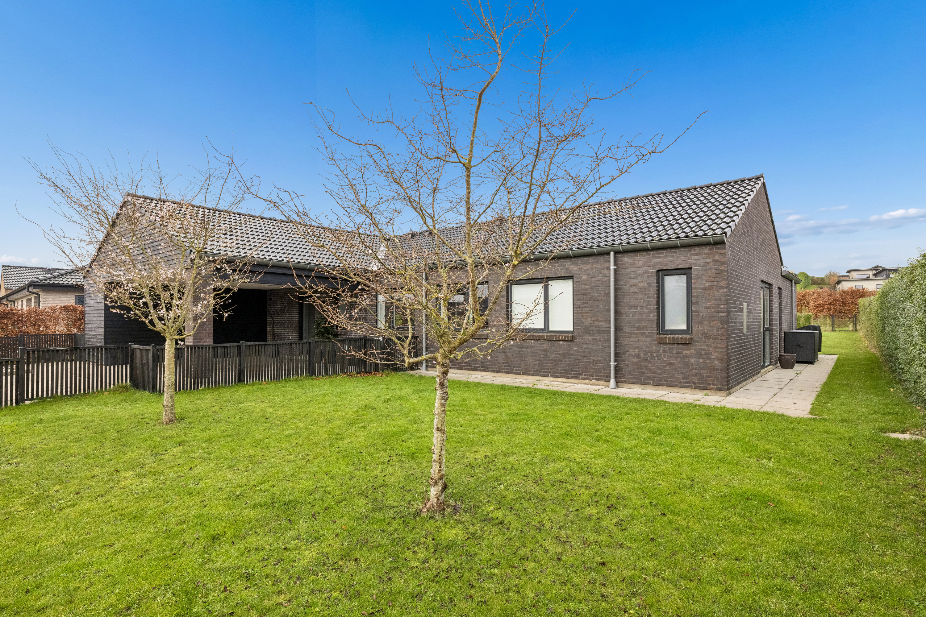 Fremhævet andet billede i fuldskærmstilstand. Billede af Ladegårdsparken 96, 8410 Rønde