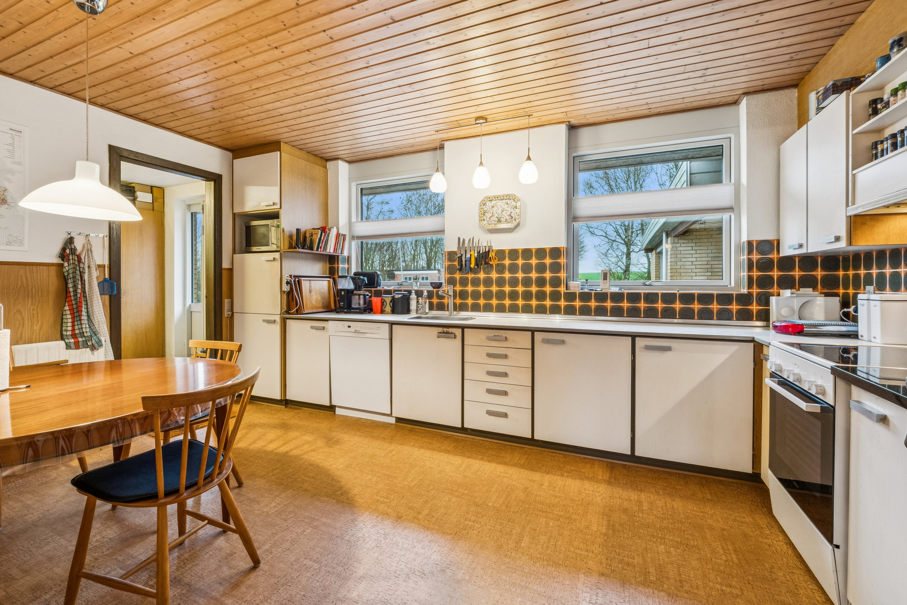 Fremhævet køkken billede i fuldskærmstilstand. Billede af Nørvang 12, Erslev, 7950 Erslev