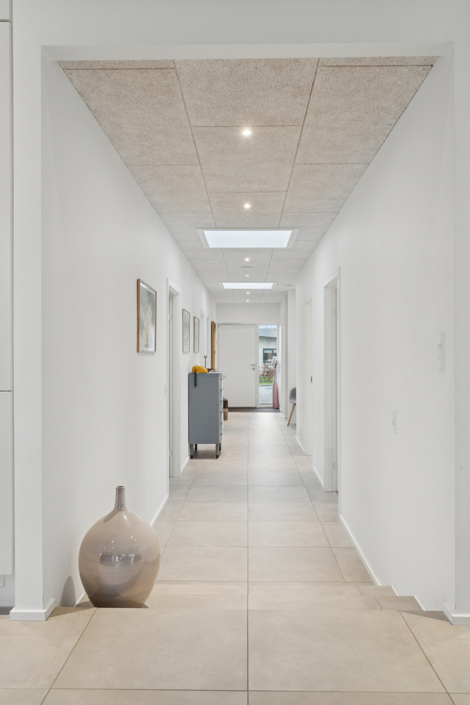 Fremhævet gang billede i fuldskærmstilstand. Billede af Fårdalen 104, 8600 Silkeborg