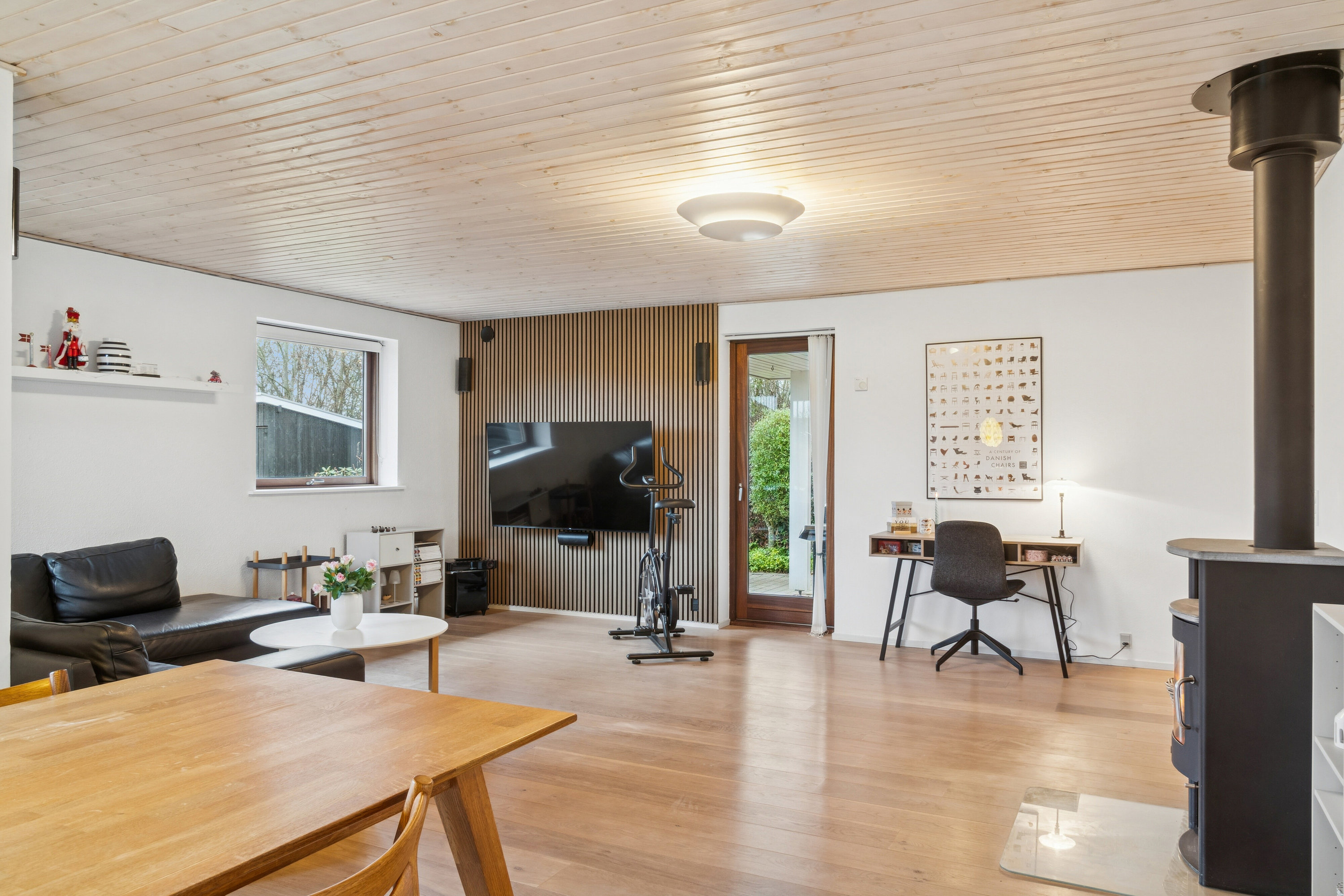 Fremhævet stue billede i fuldskærmstilstand. Billede af Jagtvej 37, 8450 Hammel