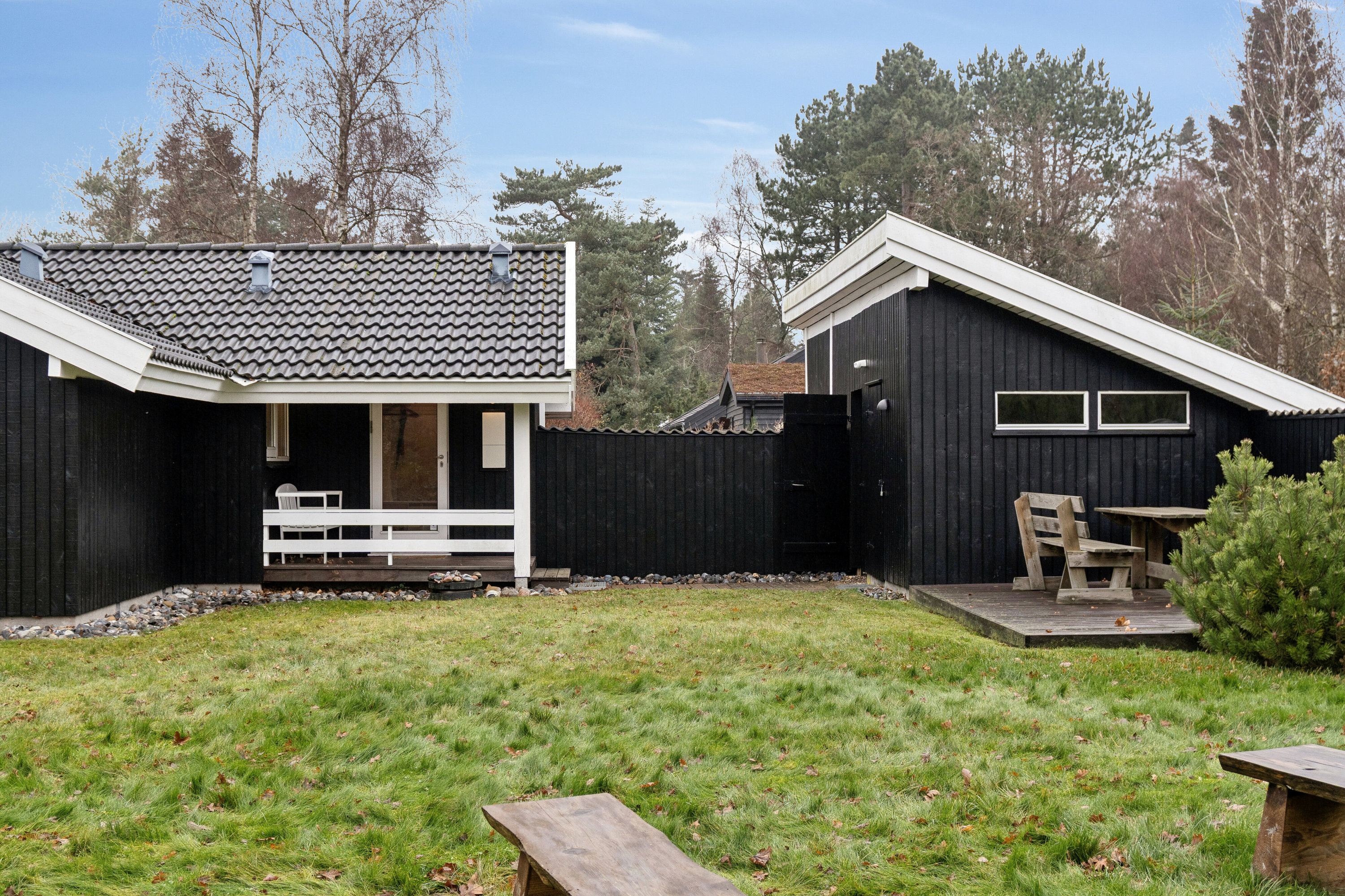 Fremhævet set fra haven billede i fuldskærmstilstand. Billede af Annettevænget 11, Gudmindrup Lyng, 4573 Højby