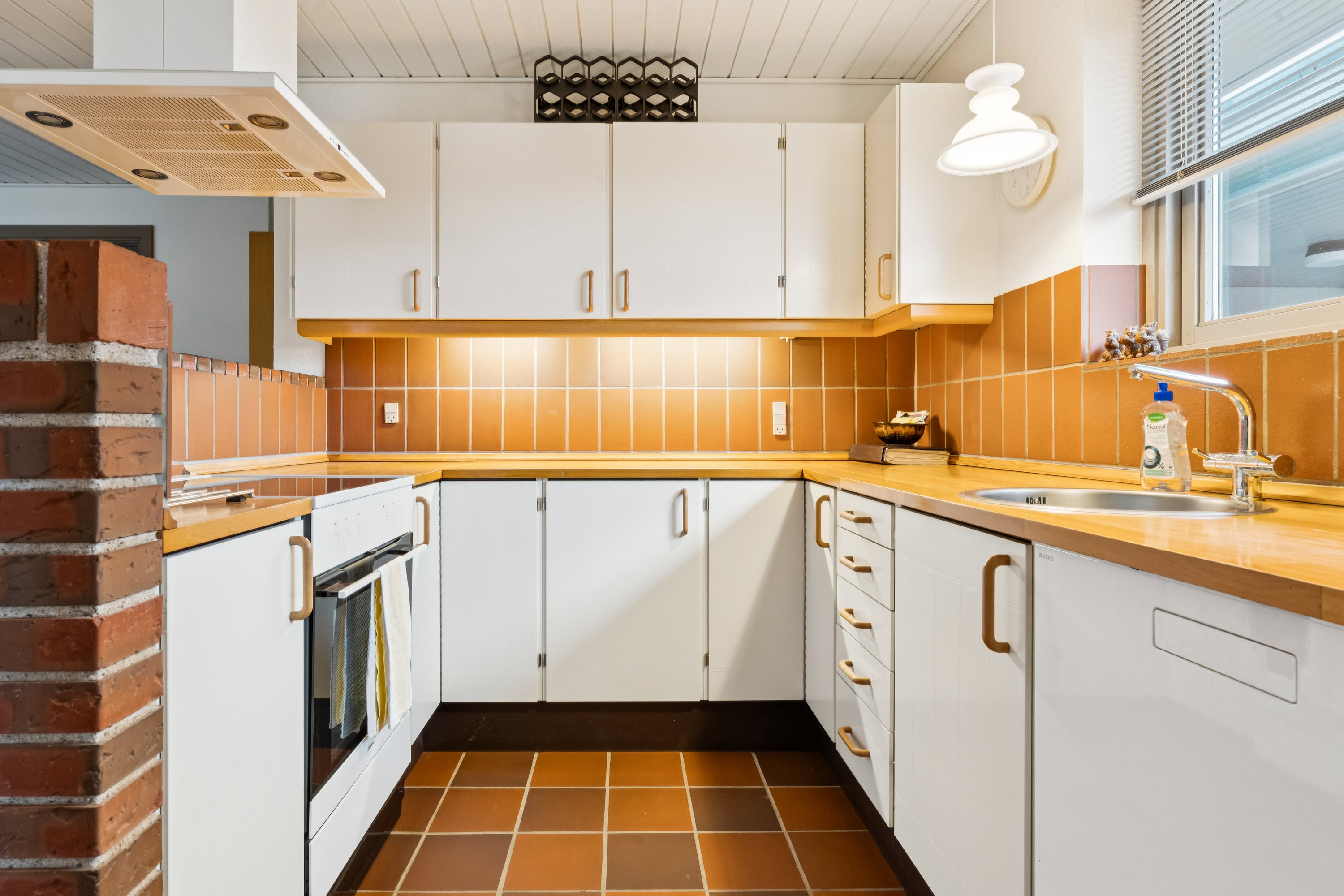 Fremhævet køkken billede i fuldskærmstilstand. Billede af Beltoften 13, 9260 Gistrup