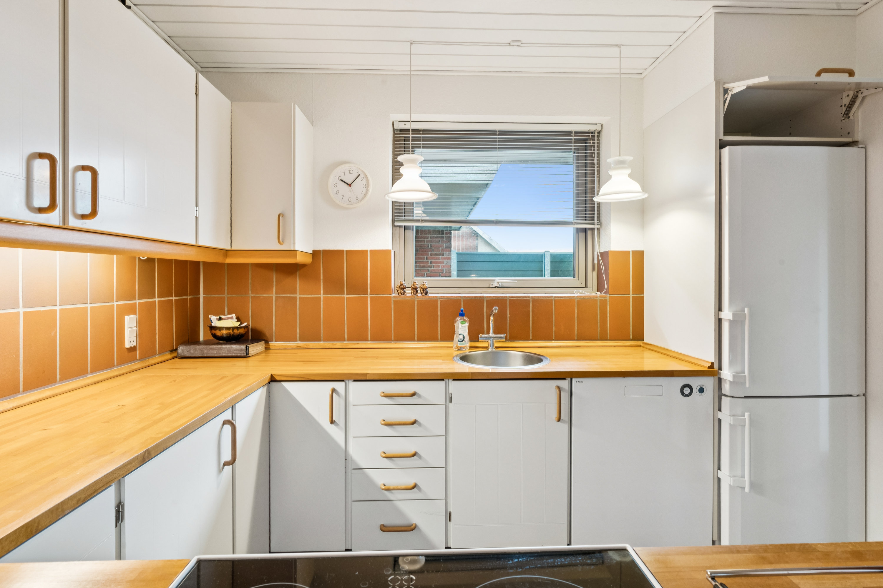 Fremhævet køkken billede i fuldskærmstilstand. Billede af Beltoften 13, 9260 Gistrup