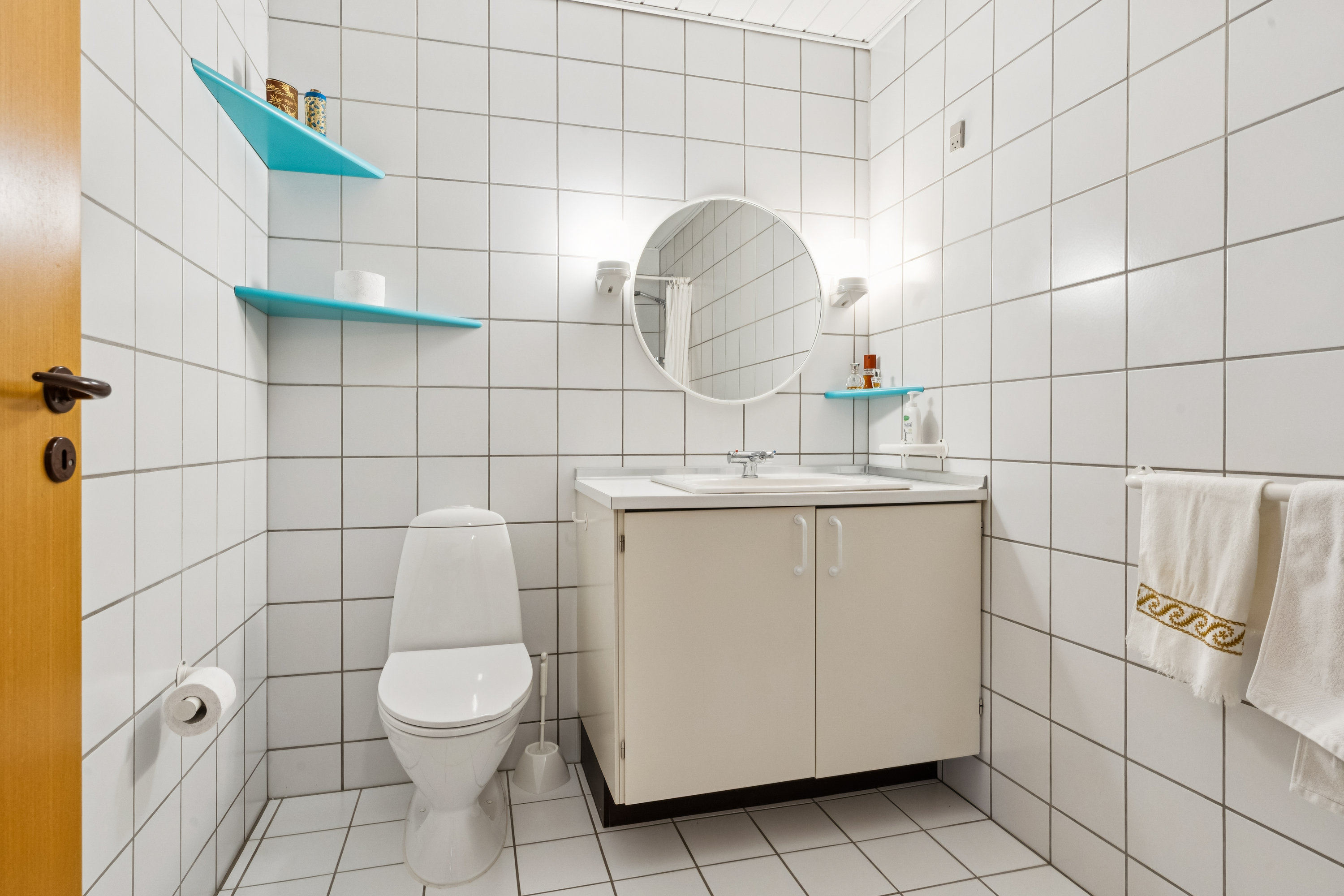 Fremhævet badeværelse billede i fuldskærmstilstand. Billede af Beltoften 13, 9260 Gistrup