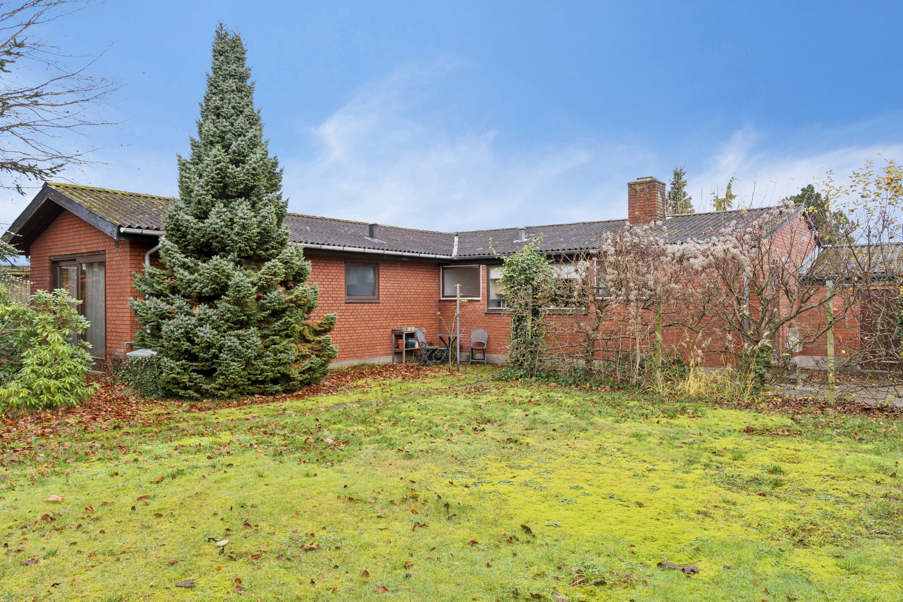 Fremhævet set fra haven billede i fuldskærmstilstand. Billede af Havevej 48, 4700 Næstved