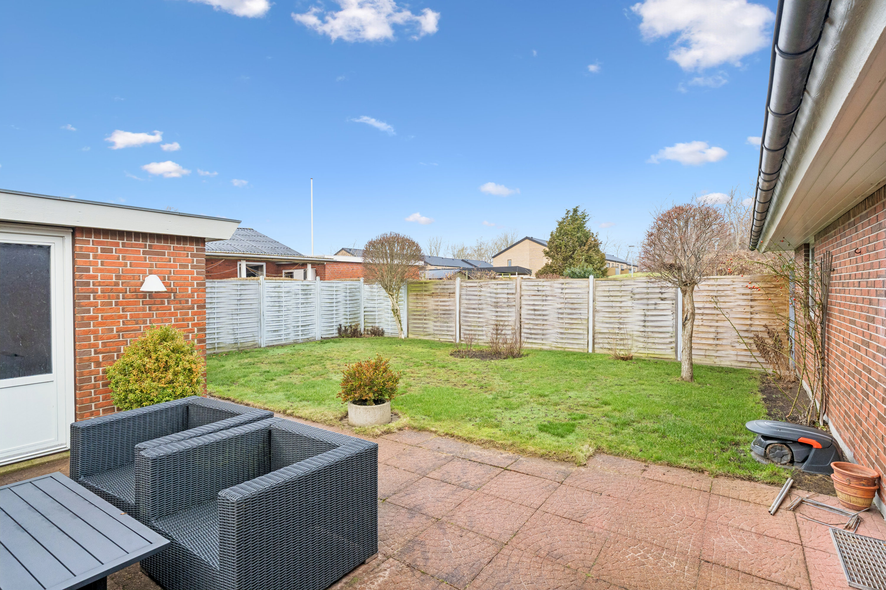 Fremhævet terrasse billede i fuldskærmstilstand. Billede af Beltoften 13, 9260 Gistrup