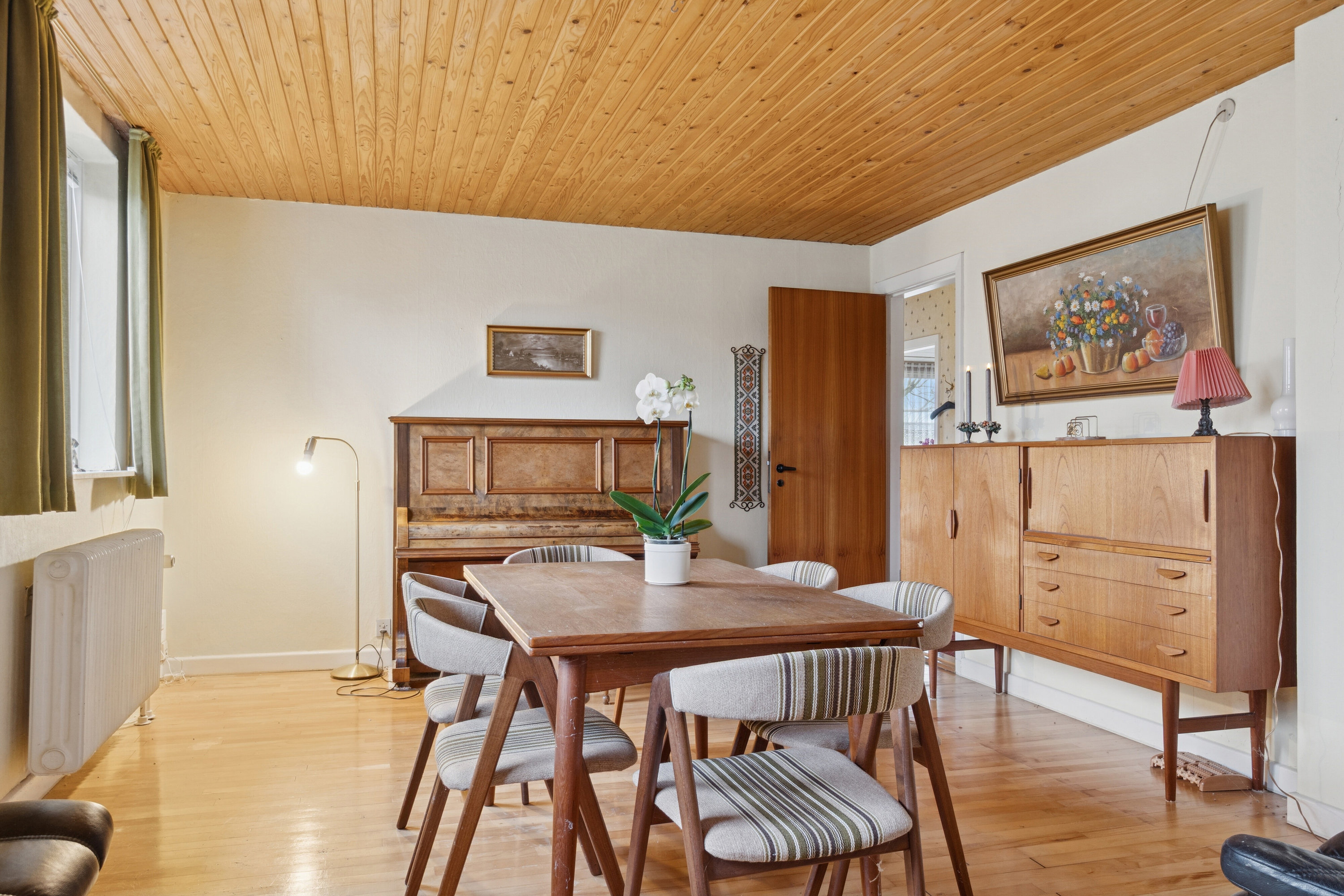 Fremhævet spisestue billede i fuldskærmstilstand. Billede af Havevej 48, 4700 Næstved