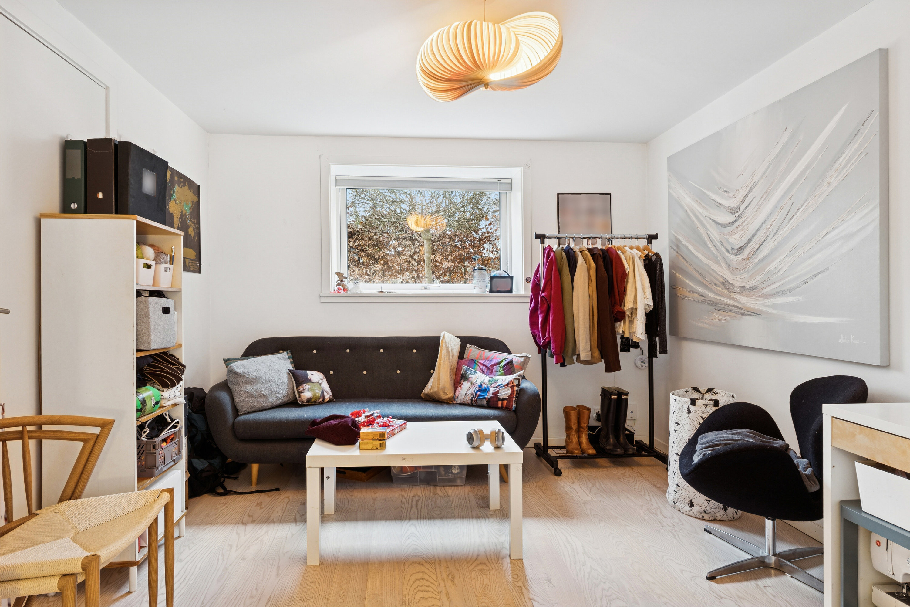 Fremhævet stue billede i fuldskærmstilstand. Billede af Mosebakken 18B, 2830 Virum