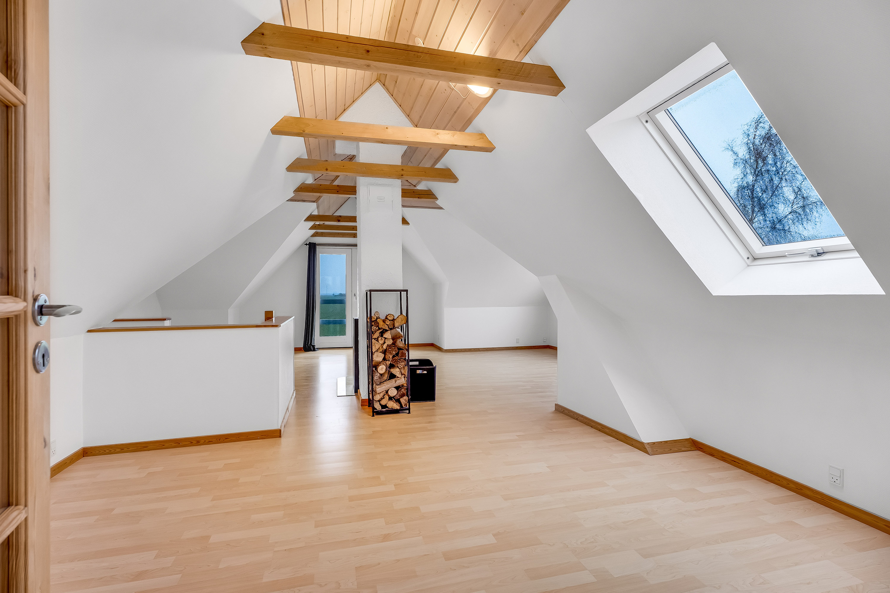 Fremhævet stue billede i fuldskærmstilstand. Billede af Sætmadsvej 3, Erikstrup, 4930 Maribo