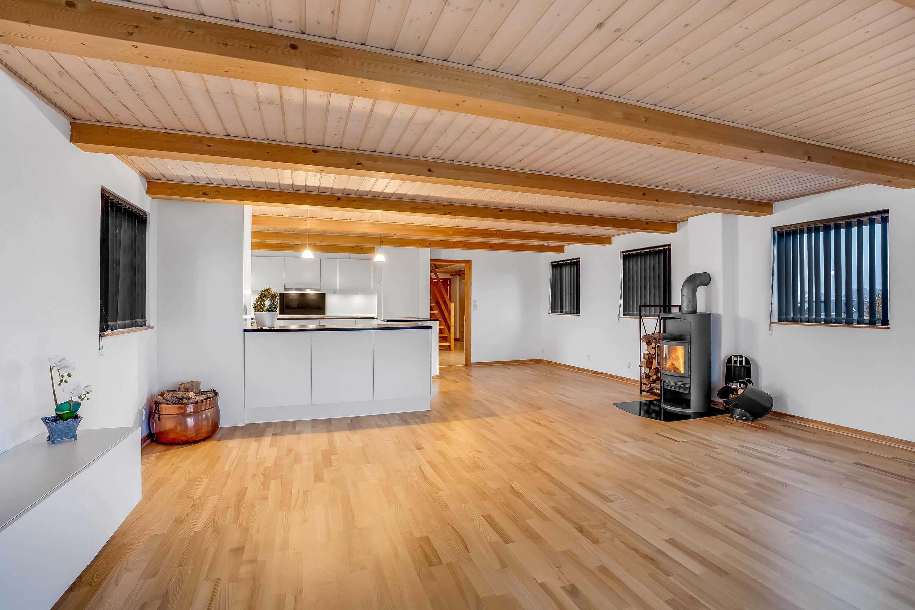 Fremhævet stue billede i fuldskærmstilstand. Billede af Sætmadsvej 3, Erikstrup, 4930 Maribo