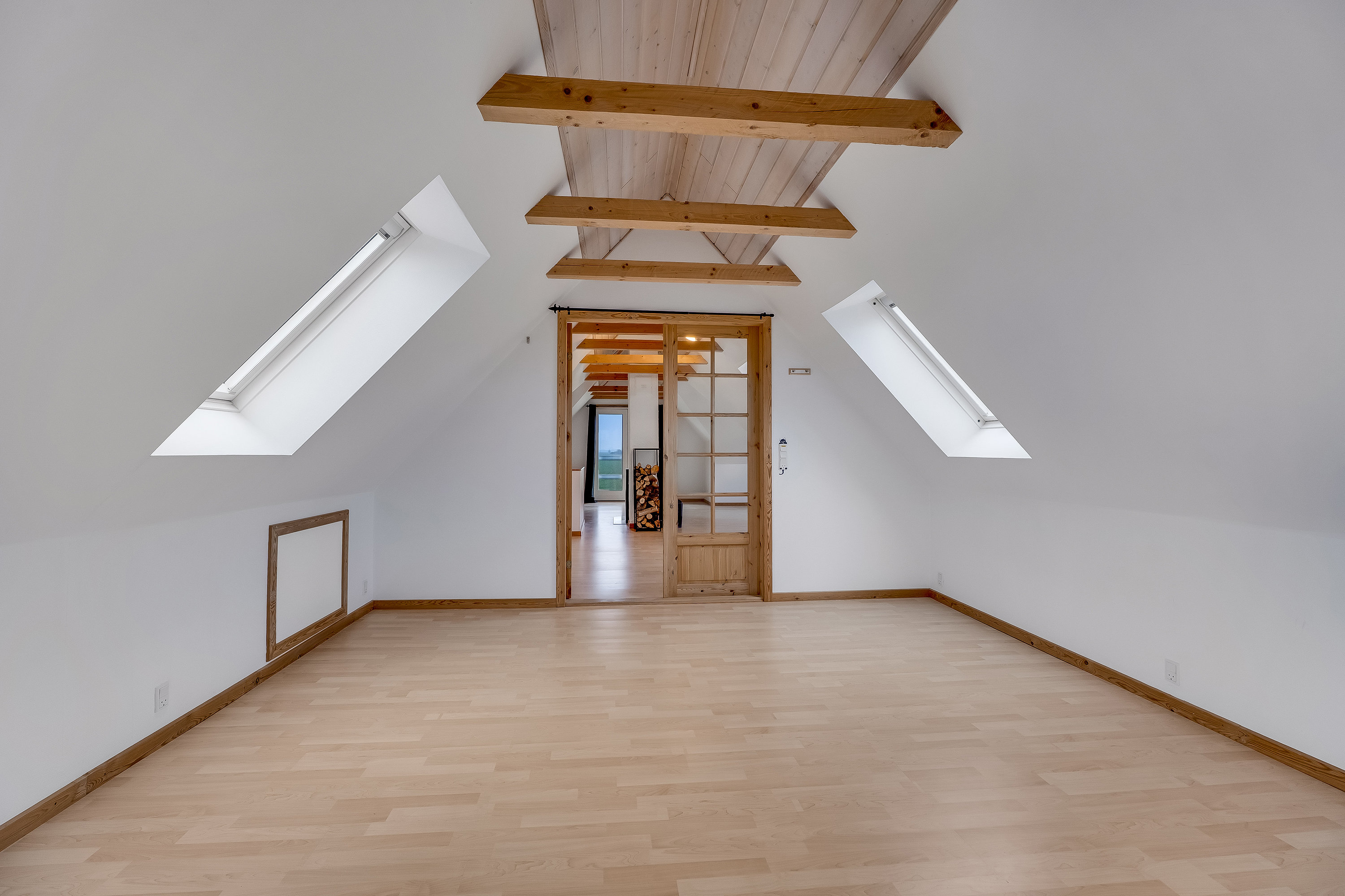 Fremhævet stue billede i fuldskærmstilstand. Billede af Sætmadsvej 3, Erikstrup, 4930 Maribo