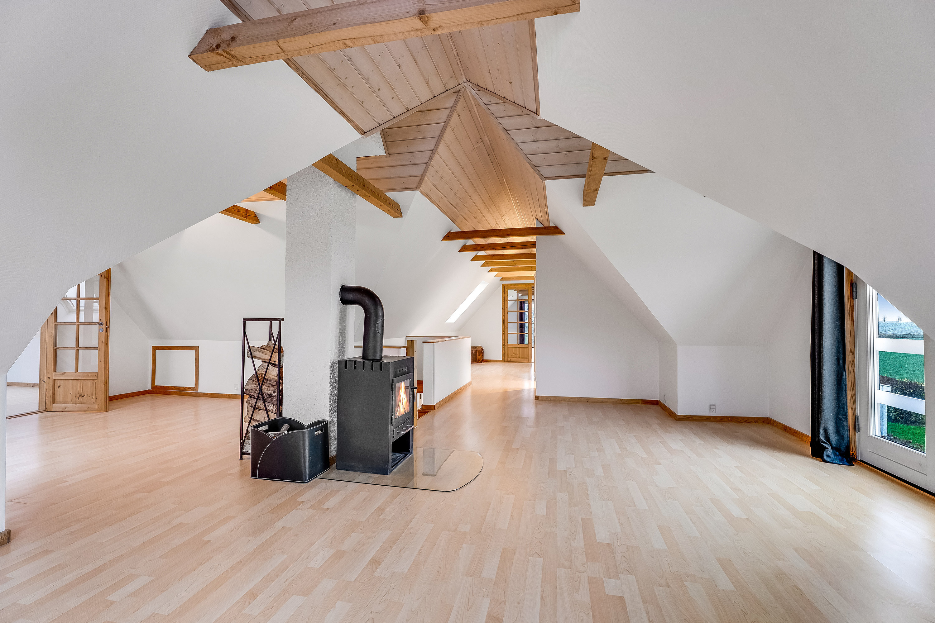 Fremhævet stue billede i fuldskærmstilstand. Billede af Sætmadsvej 3, Erikstrup, 4930 Maribo