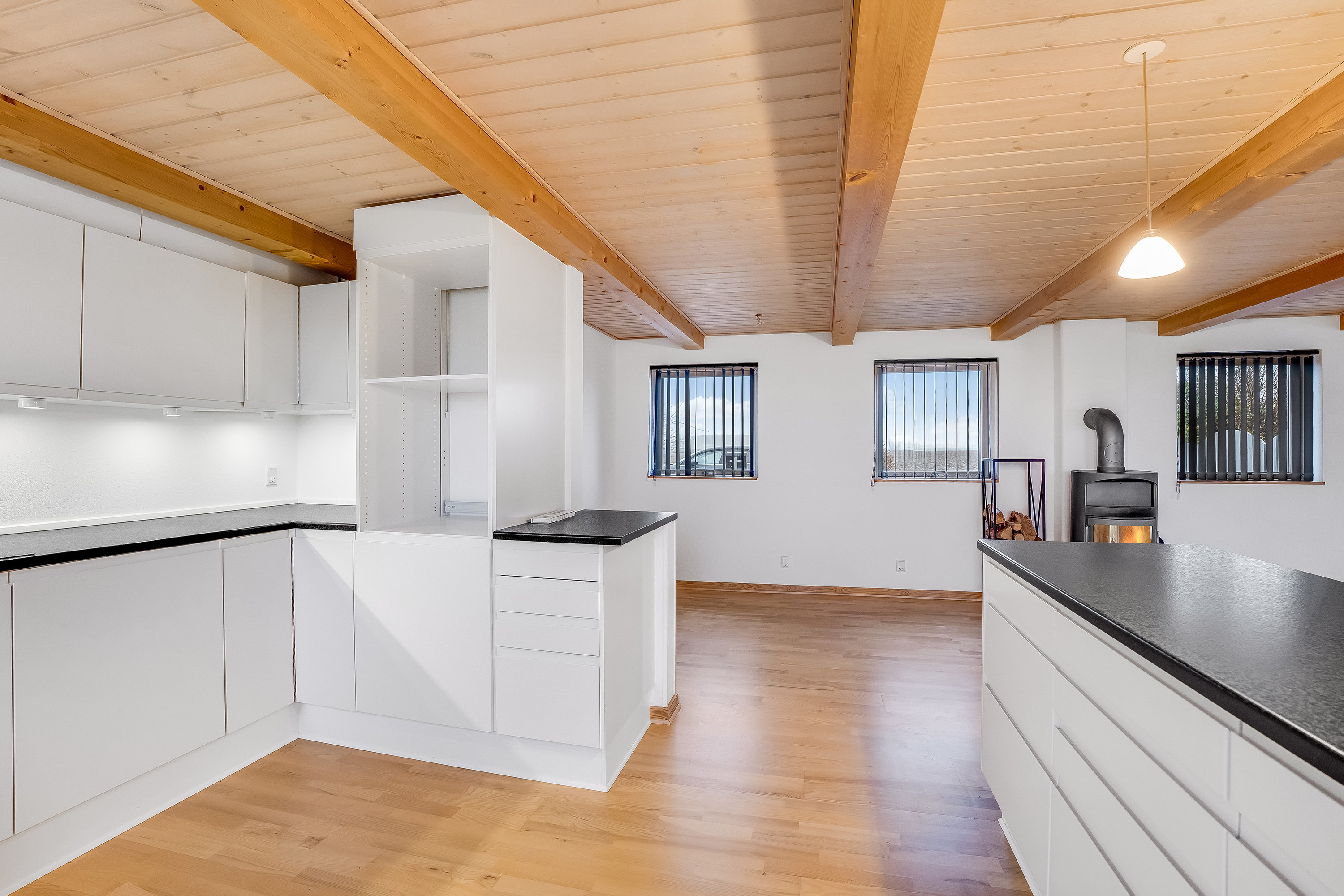 Miniaturebillede 2: køkken. Billede af Sætmadsvej 3, Erikstrup, 4930 Maribo