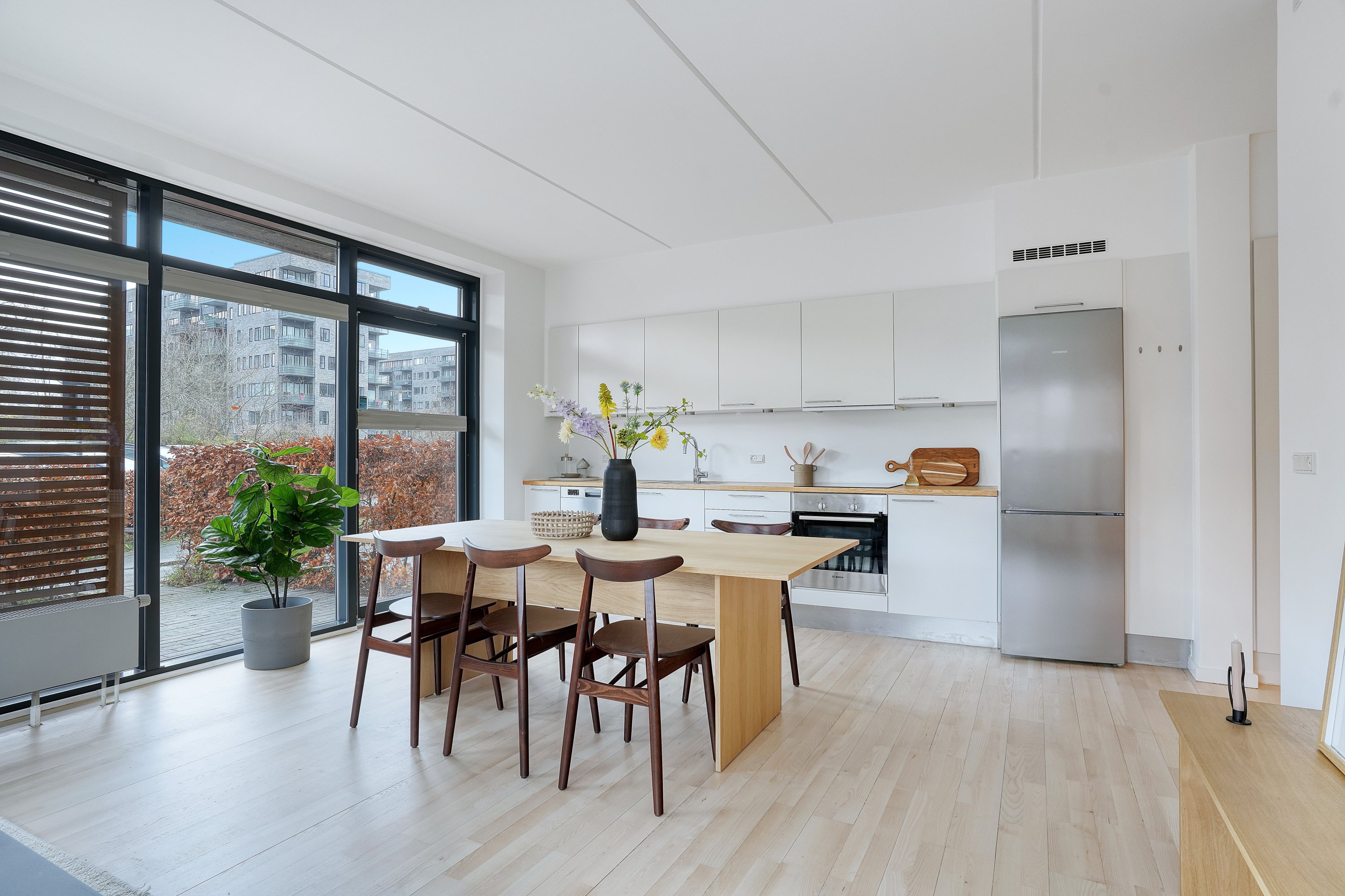 Fremhævet køkken billede i fuldskærmstilstand. Billede af Gyngemose Parkvej 1, st.. tv., 2860 Søborg