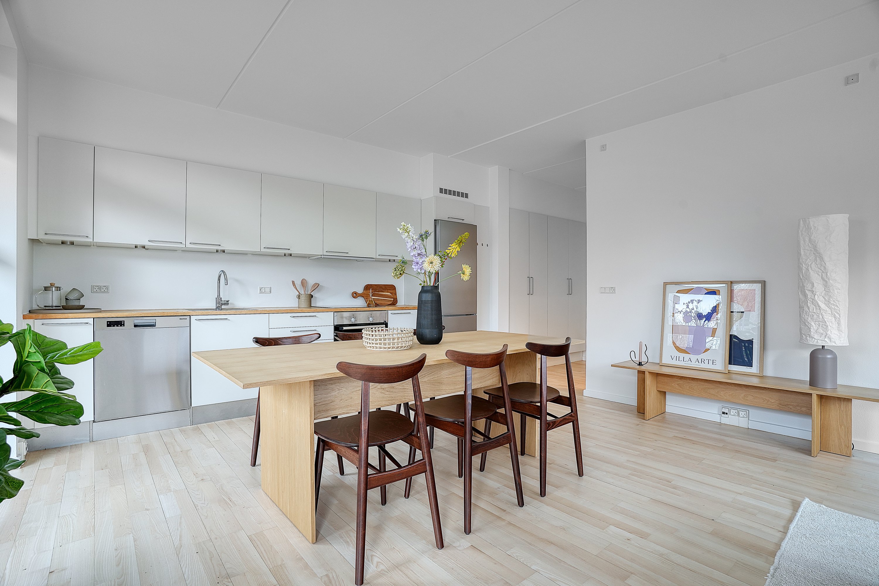 Fremhævet køkken billede i fuldskærmstilstand. Billede af Gyngemose Parkvej 1, st.. tv., 2860 Søborg