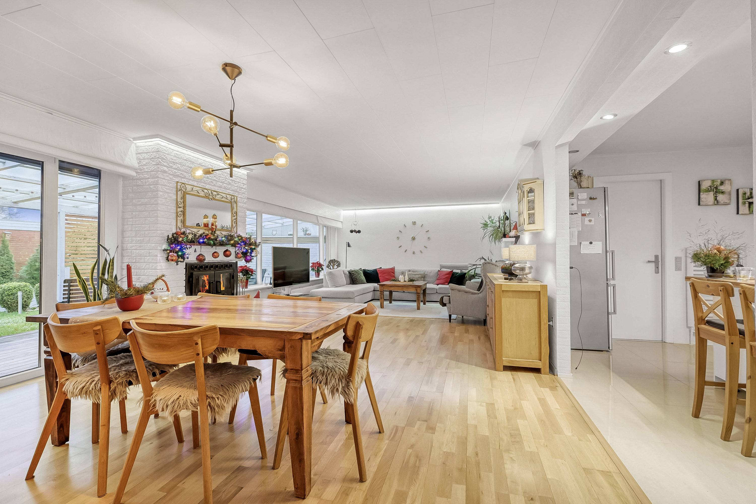 Fremhævet stue billede i fuldskærmstilstand. Billede af Vestparken 23, 6840 Oksbøl