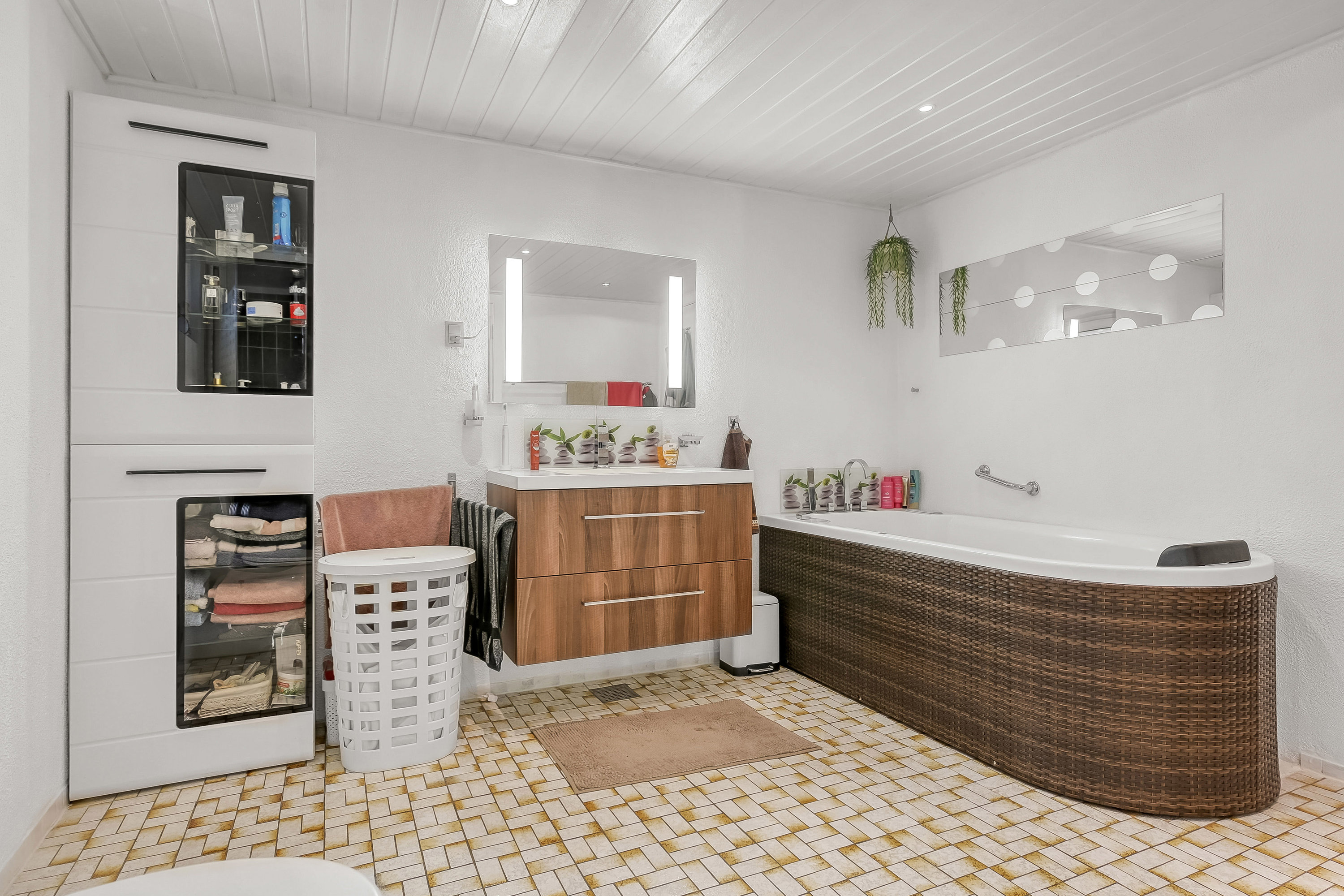 Fremhævet badeværelse billede i fuldskærmstilstand. Billede af Vestparken 23, 6840 Oksbøl