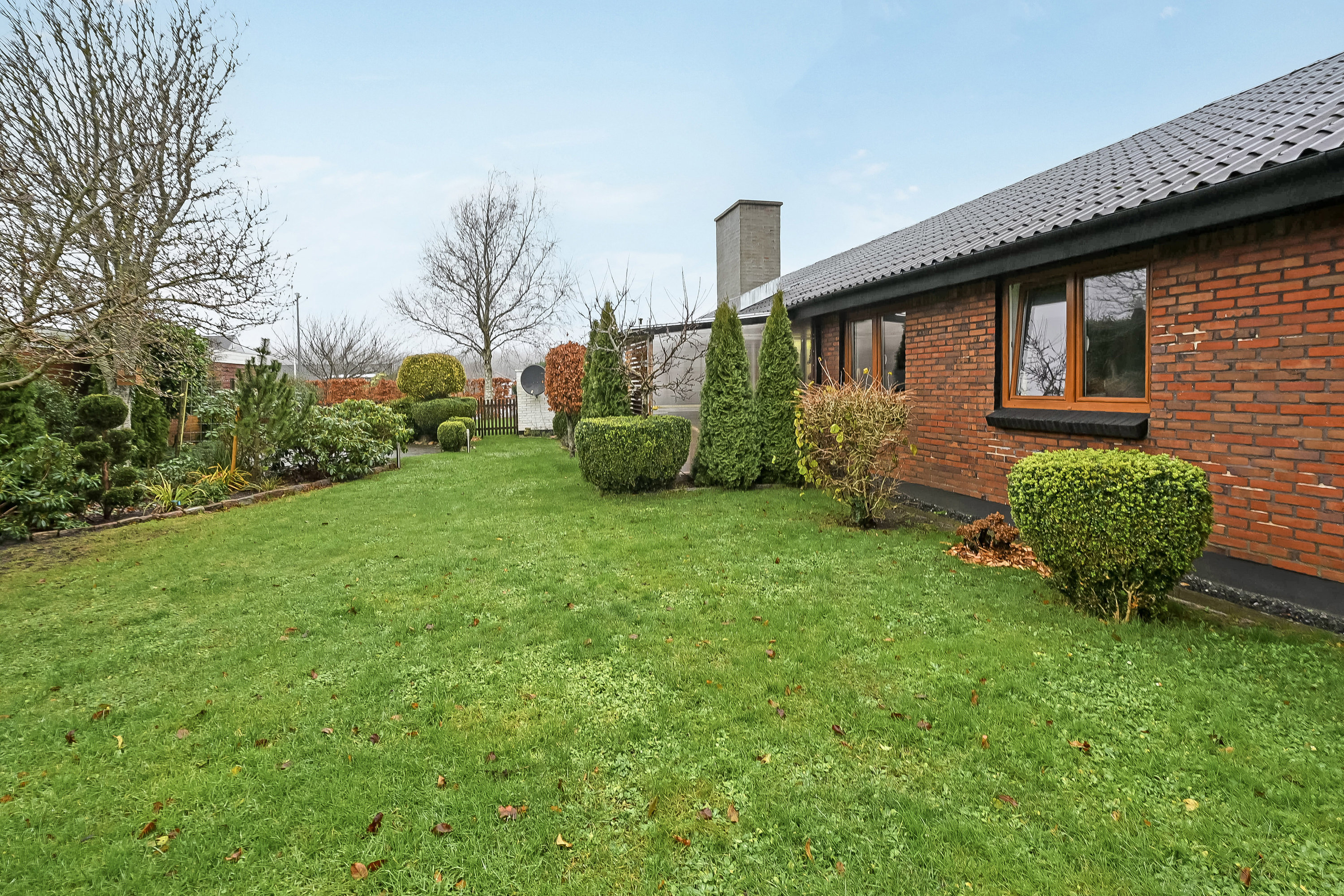 Fremhævet have billede i fuldskærmstilstand. Billede af Vestparken 23, 6840 Oksbøl