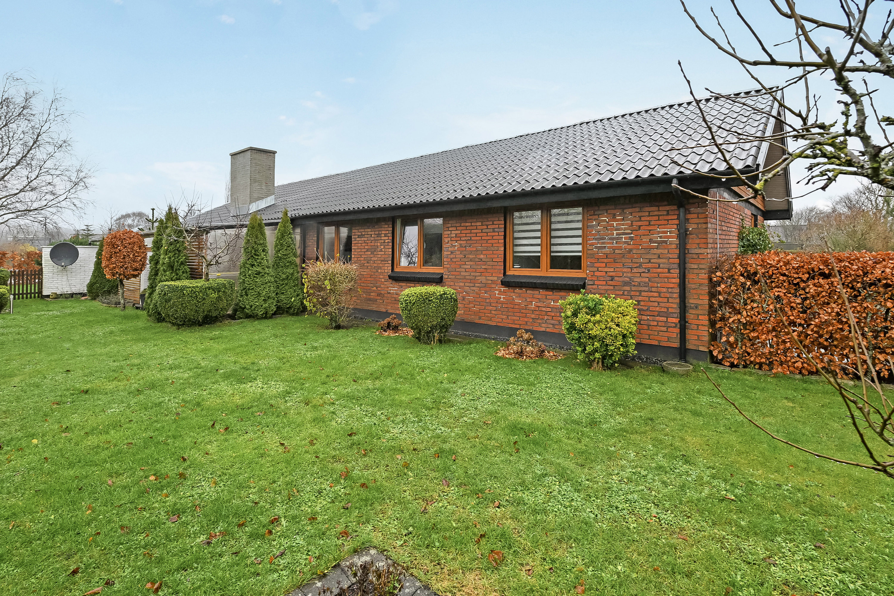 Miniaturebillede 1: have. Billede af Vestparken 23, 6840 Oksbøl