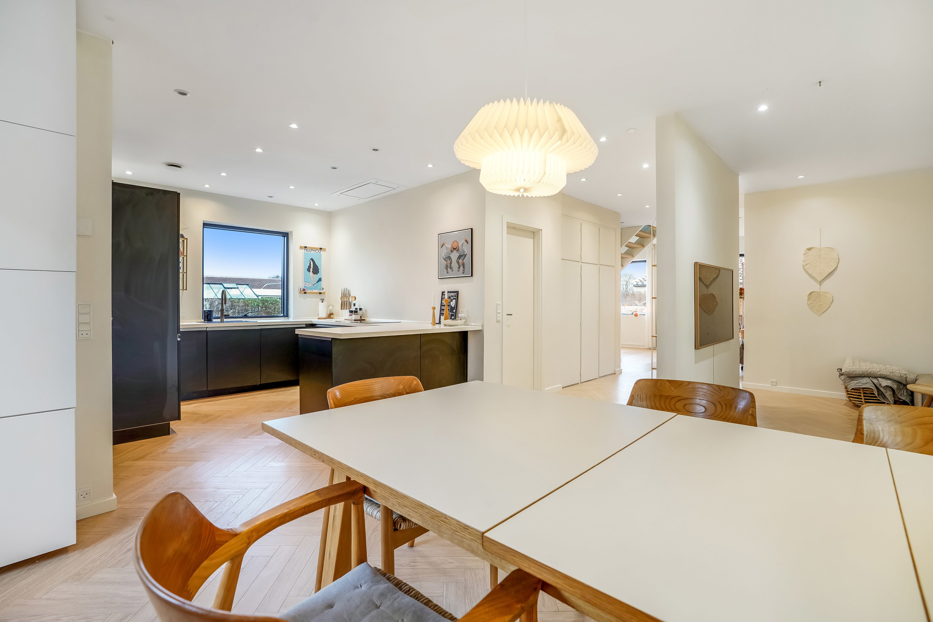 Fremhævet andet billede i fuldskærmstilstand. Billede af Hvidkløvervej 6, Tarup, 5210 Odense NV