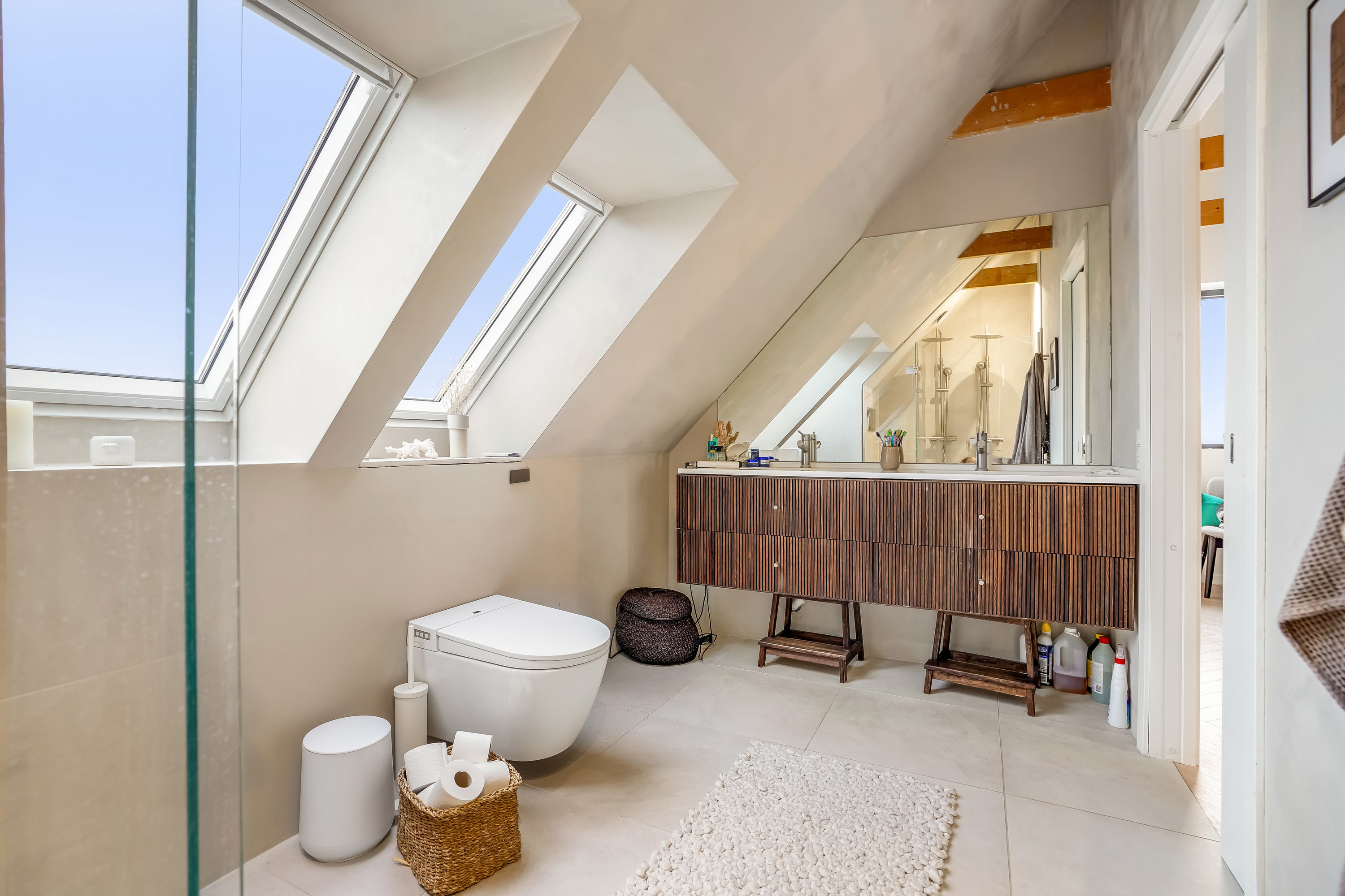 Fremhævet andet billede i fuldskærmstilstand. Billede af Hvidkløvervej 6, Tarup, 5210 Odense NV