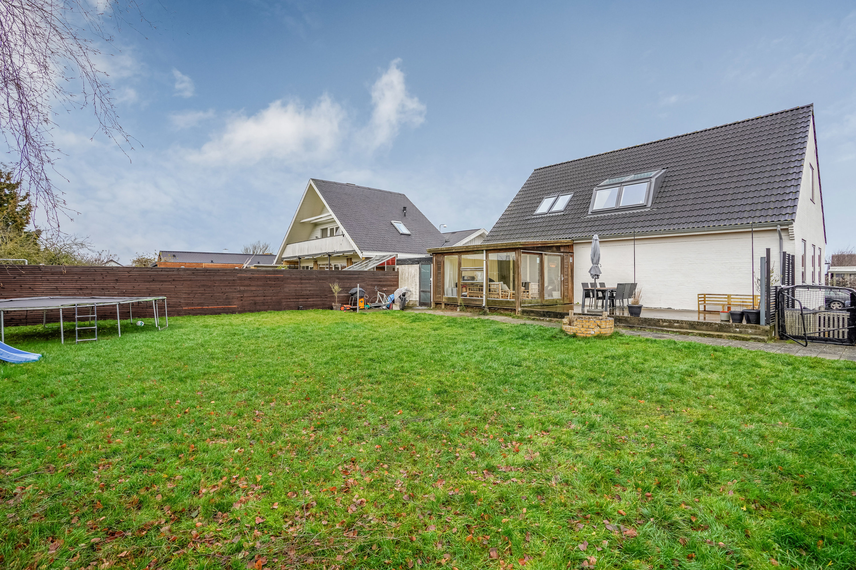 Fremhævet andet billede i fuldskærmstilstand. Billede af Hvidkløvervej 6, Tarup, 5210 Odense NV