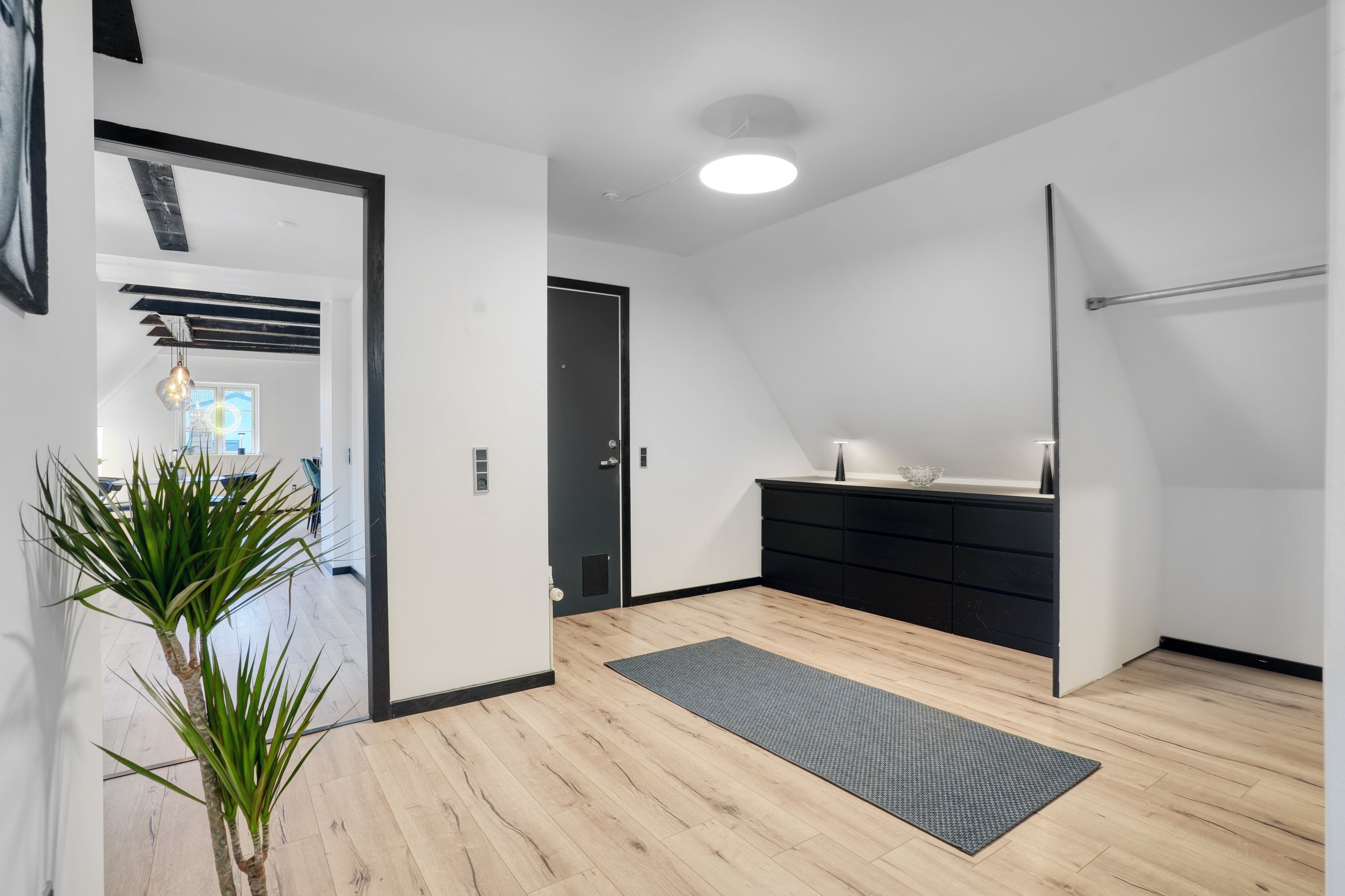 Fremhævet entré billede i fuldskærmstilstand. Billede af Hovedgaden 18, 1., 4622 Havdrup