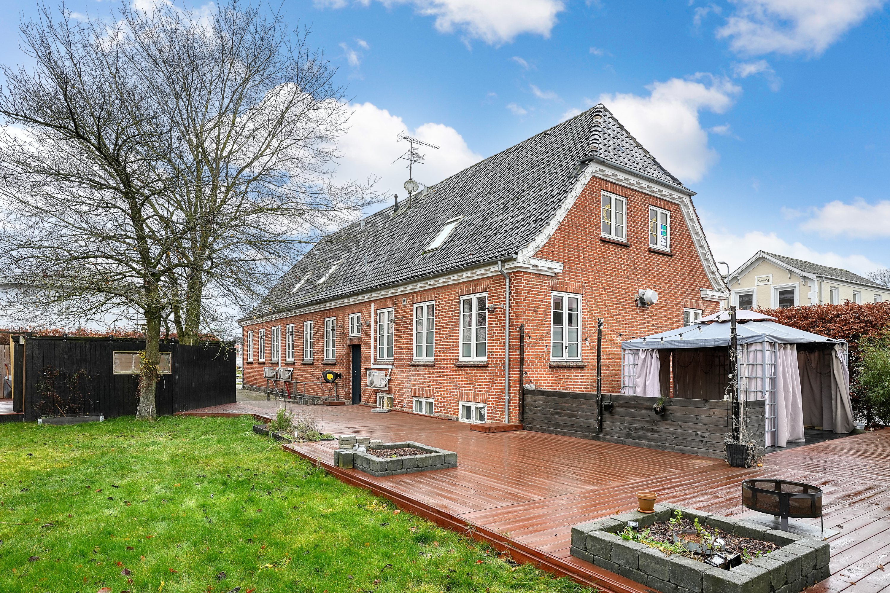 Fremhævet terrasse billede i fuldskærmstilstand. Billede af Hovedgaden 18, 1., 4622 Havdrup