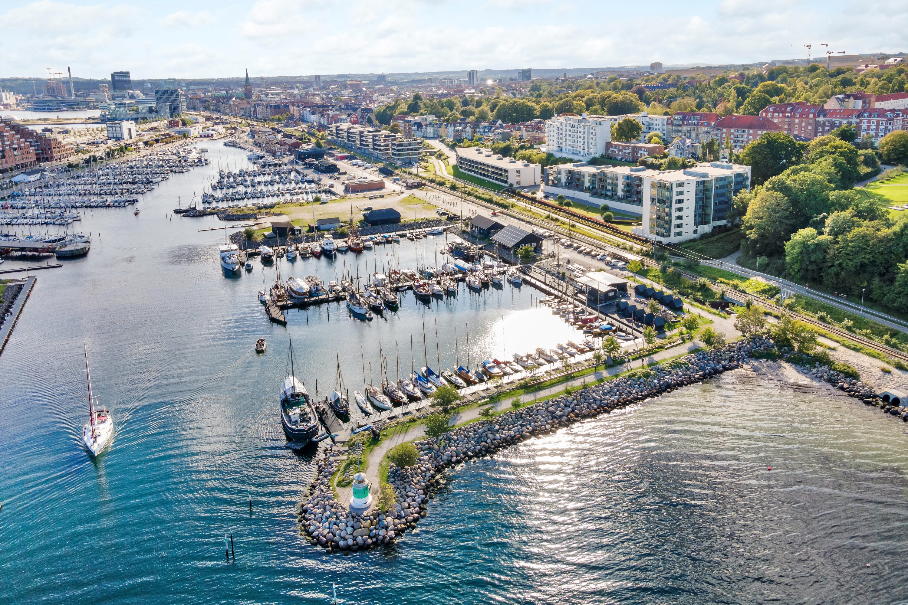 Fremhævet  billede i fuldskærmstilstand. Billede af Langelinieparken 10, 1. th., 8000 Aarhus C