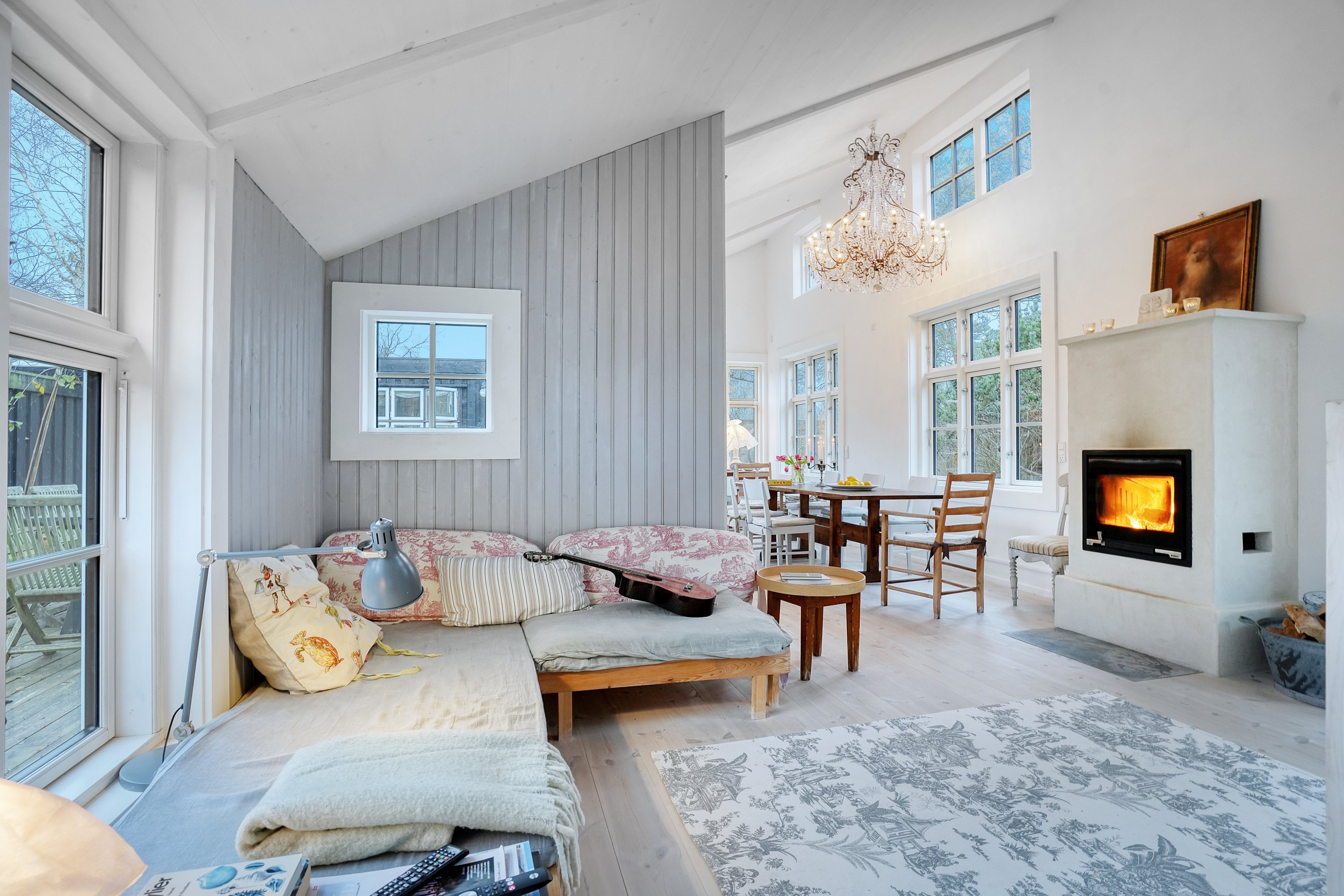 Fremhævet stue billede i fuldskærmstilstand. Billede af Lyngvangen 18, 4500 Nykøbing Sj