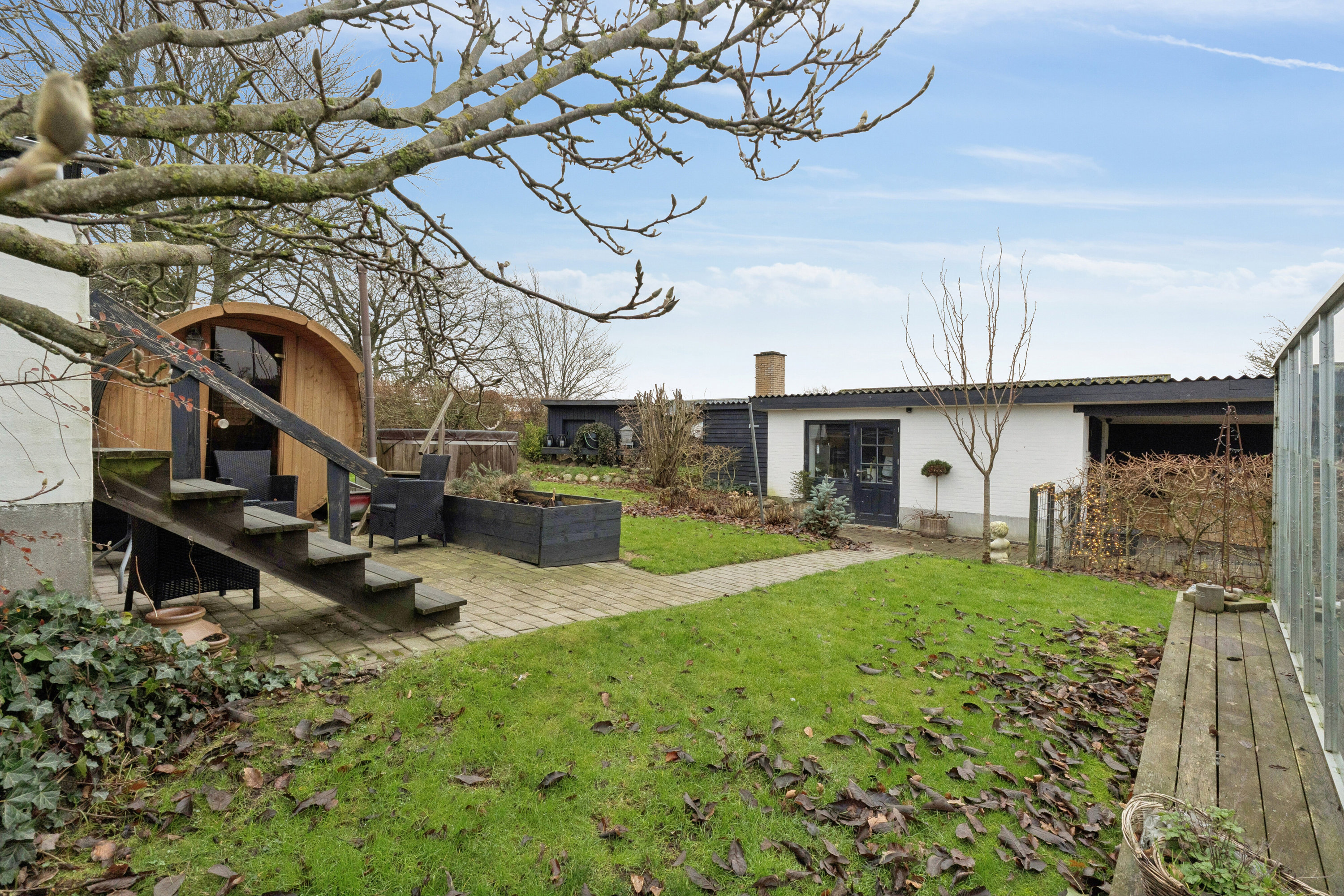 Fremhævet have billede i fuldskærmstilstand. Billede af Liljevej 6, 9800 Hjørring