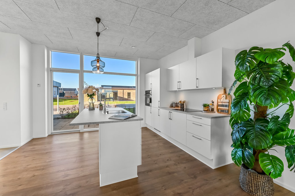 Fremhævet  billede i fuldskærmstilstand. Billede af Tavlund Allé 28, Lind, 7400 Herning