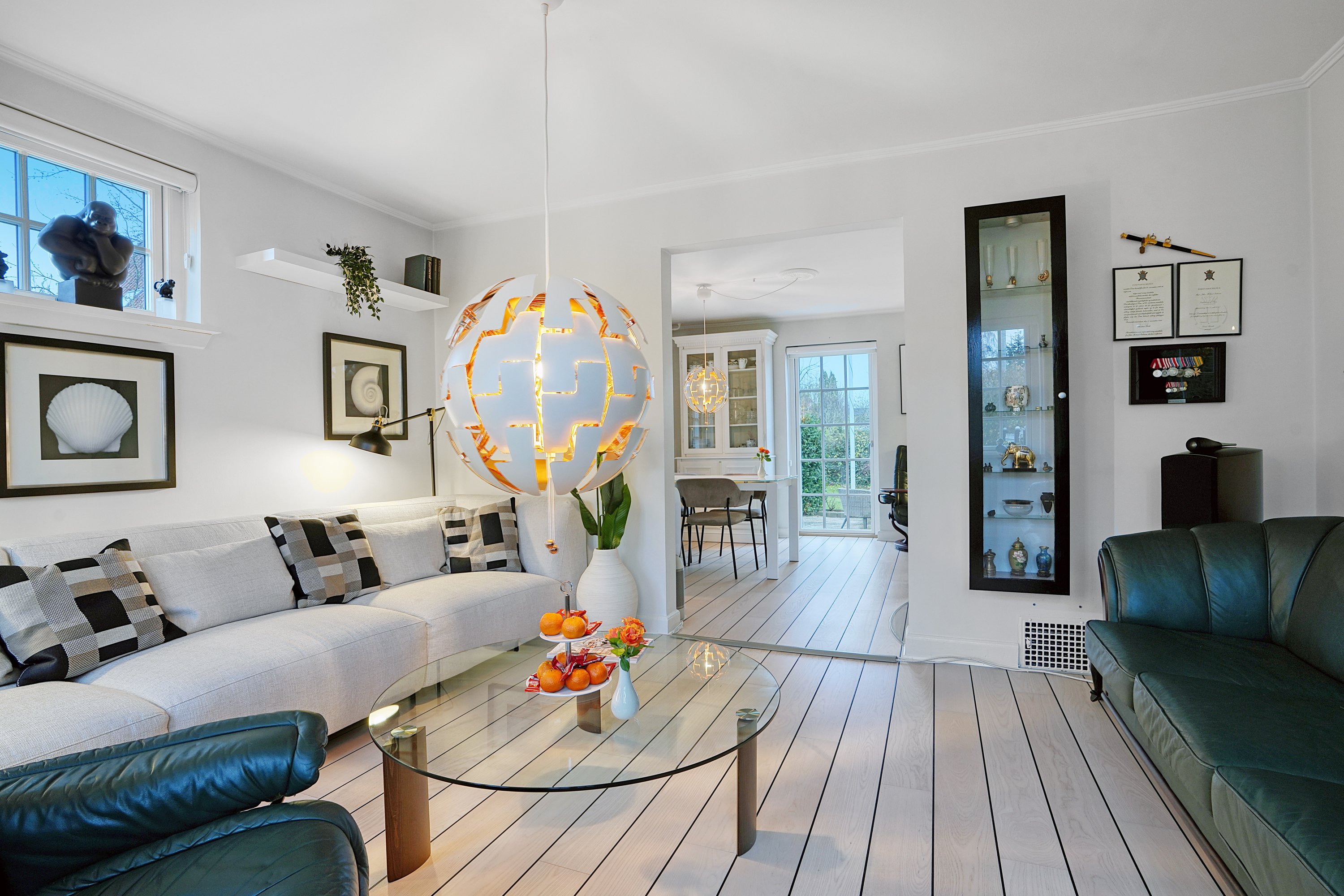 Fremhævet stue billede i fuldskærmstilstand. Billede af Ternevej 1, 4300 Holbæk