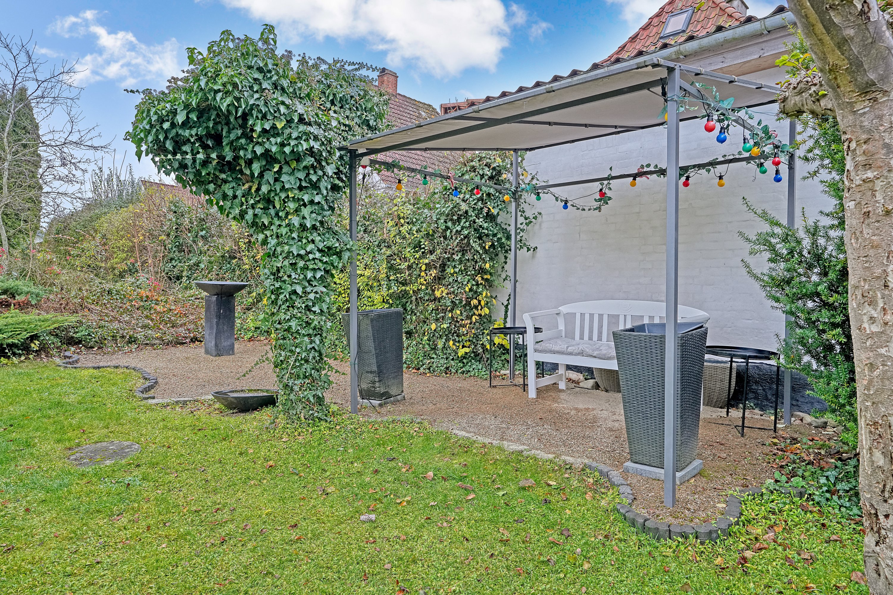 Fremhævet terrasse billede i fuldskærmstilstand. Billede af Ternevej 1, 4300 Holbæk