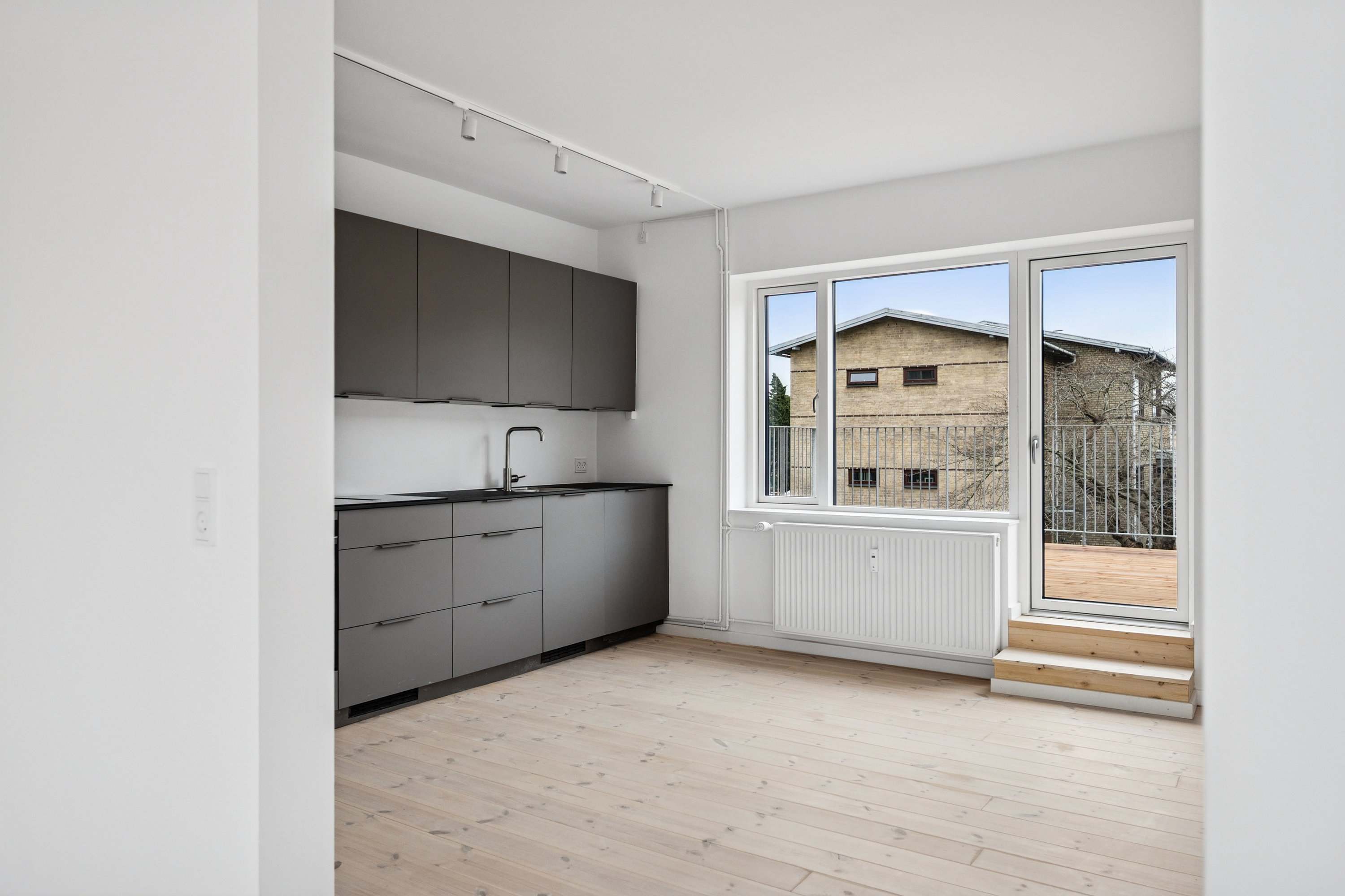 Miniaturebillede 1: værelse. Billede af Emdrupvej 155, 1. tv., 2400 København NV