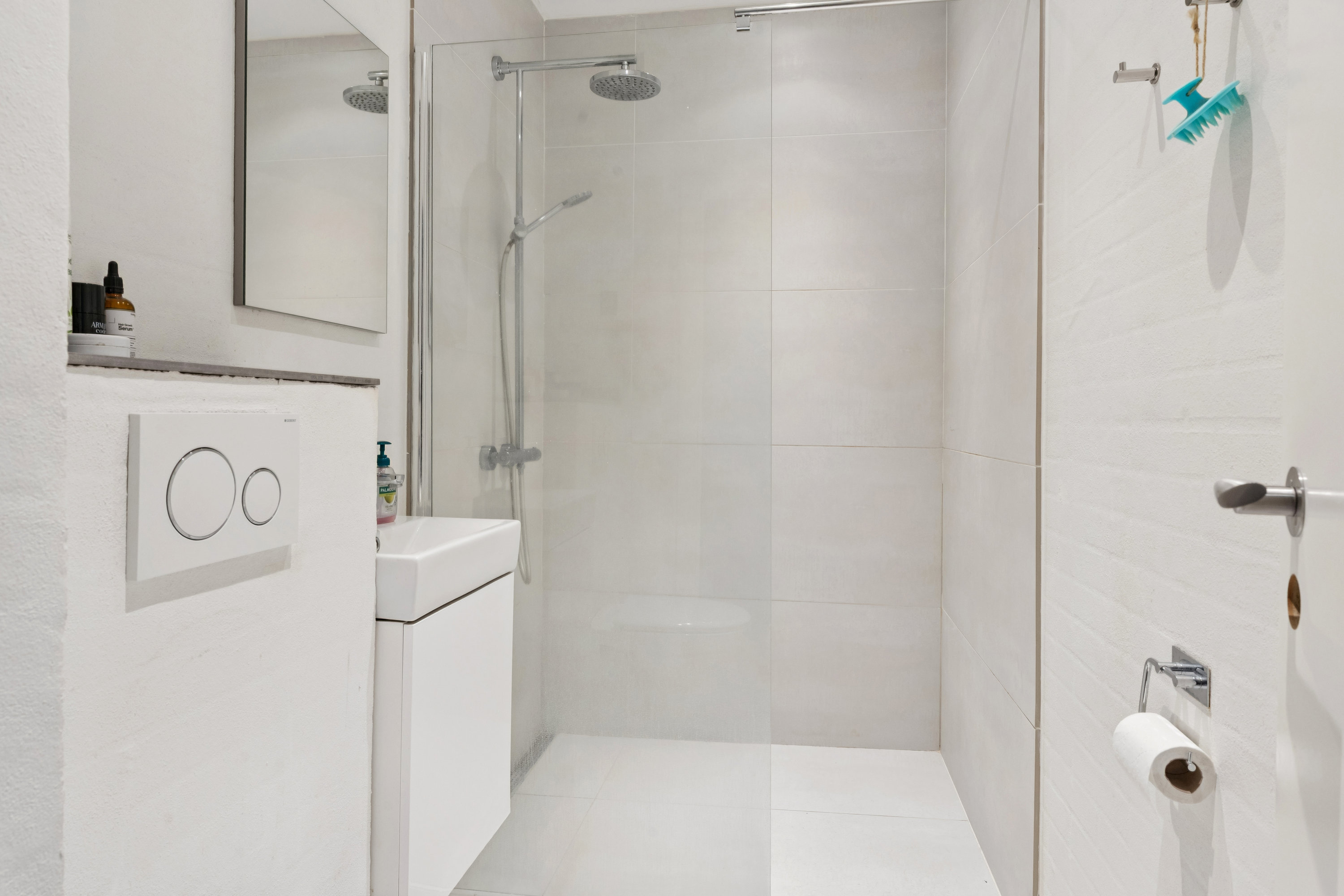 Fremhævet badeværelse billede i fuldskærmstilstand. Billede af Årestrupsvej 26, 2. mf., Vejgaard, 9000 Aalborg