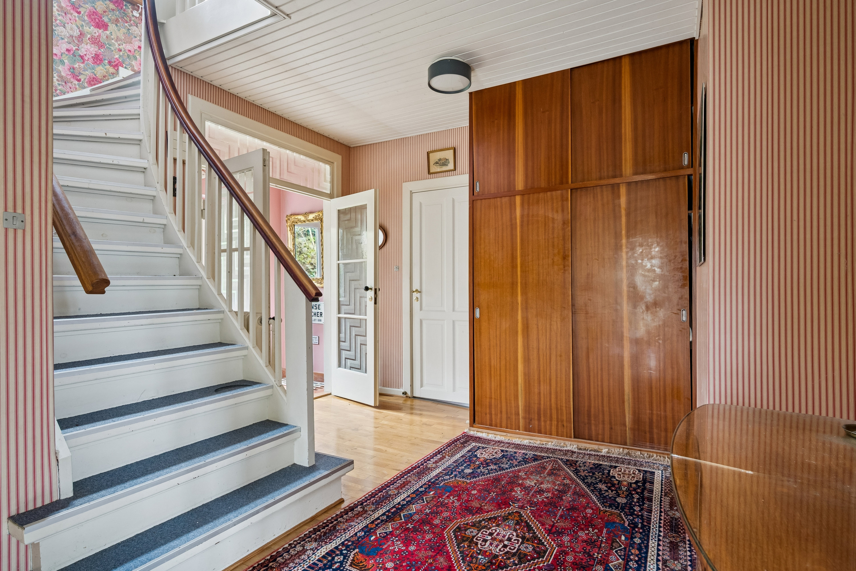 Fremhævet gang billede i fuldskærmstilstand. Billede af Vinkelvej 7, 8240 Risskov