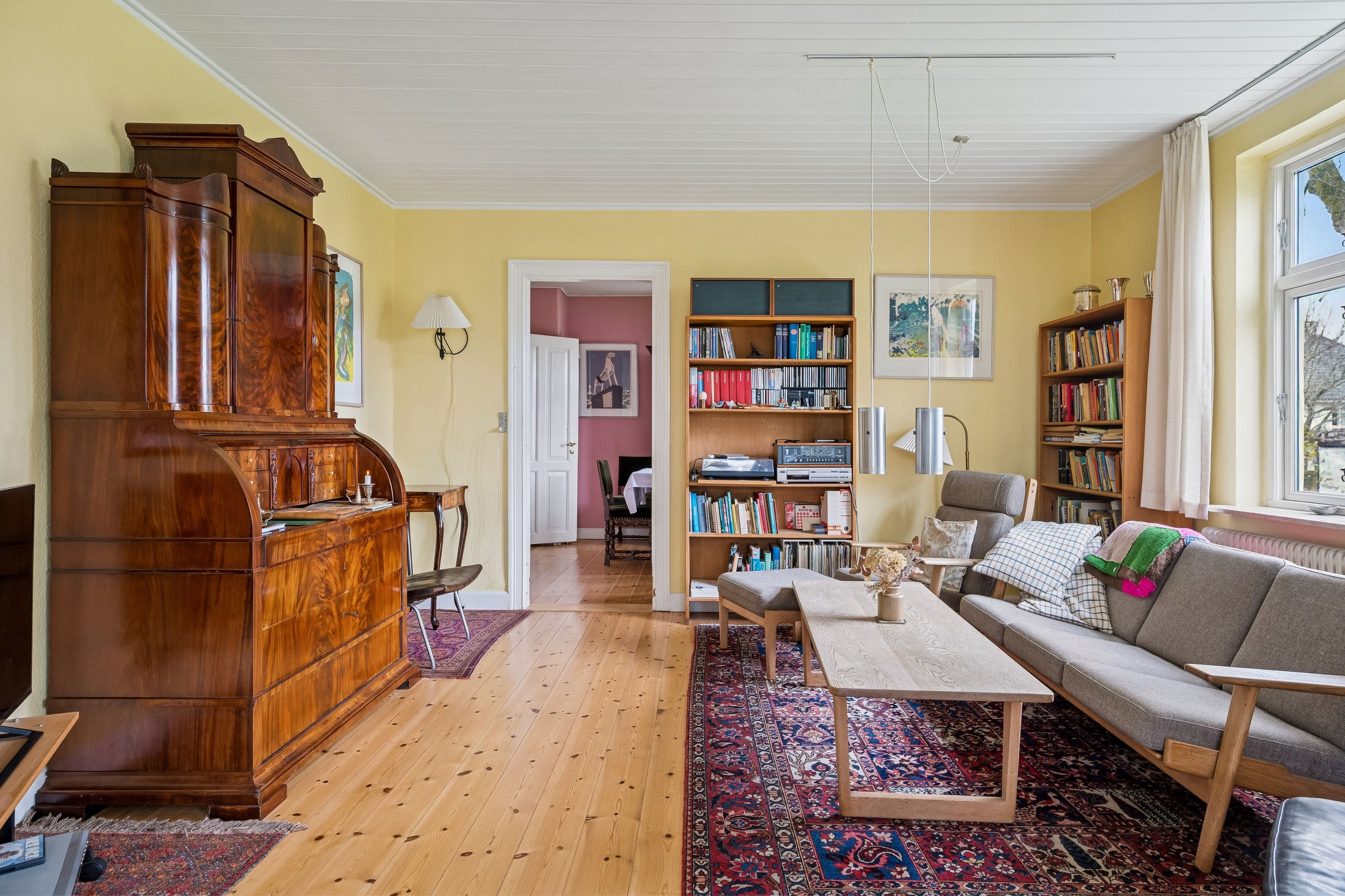 Fremhævet stue billede i fuldskærmstilstand. Billede af Vinkelvej 7, 8240 Risskov