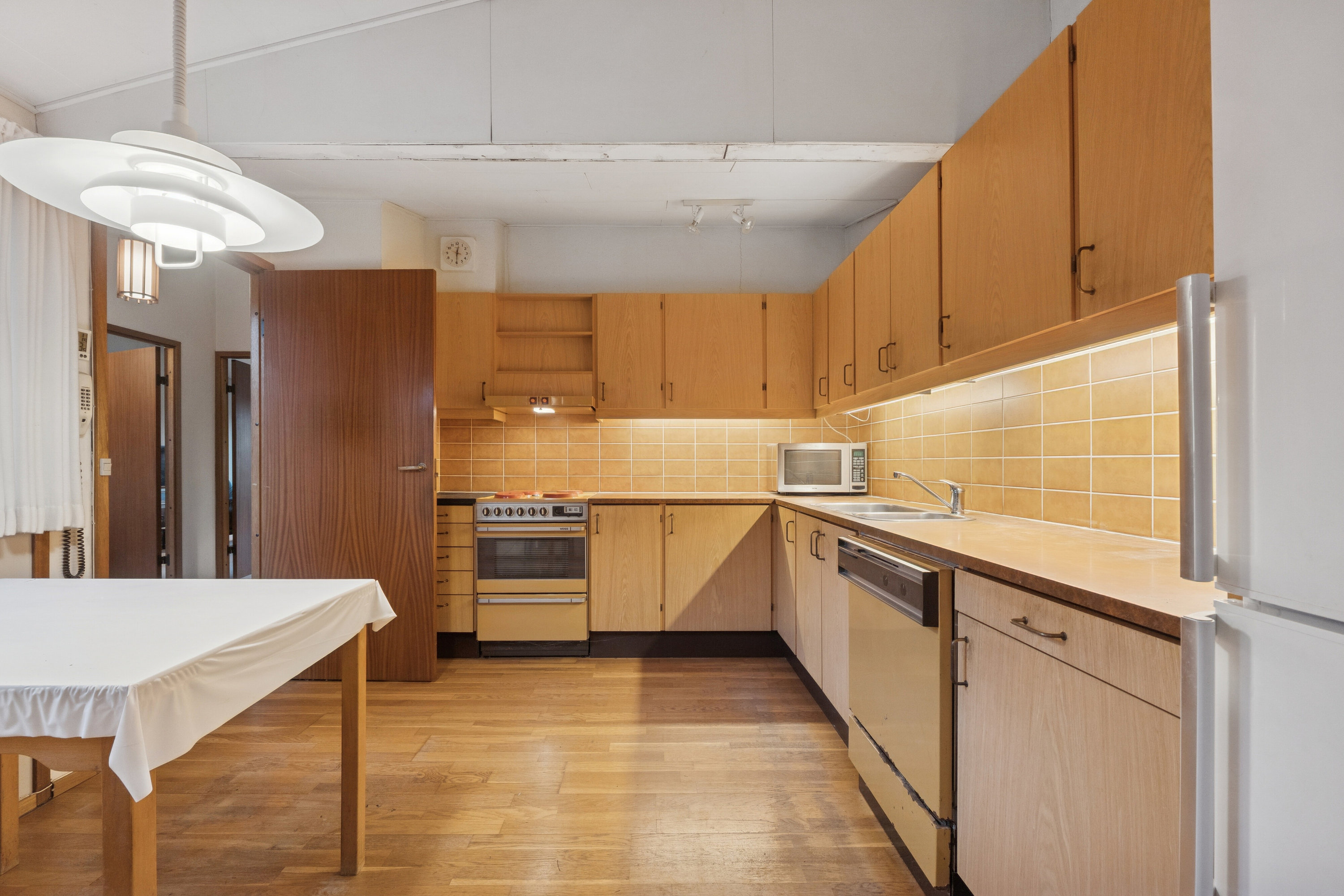 Fremhævet køkken billede i fuldskærmstilstand. Billede af Nyholms Alle 64, 2610 Rødovre