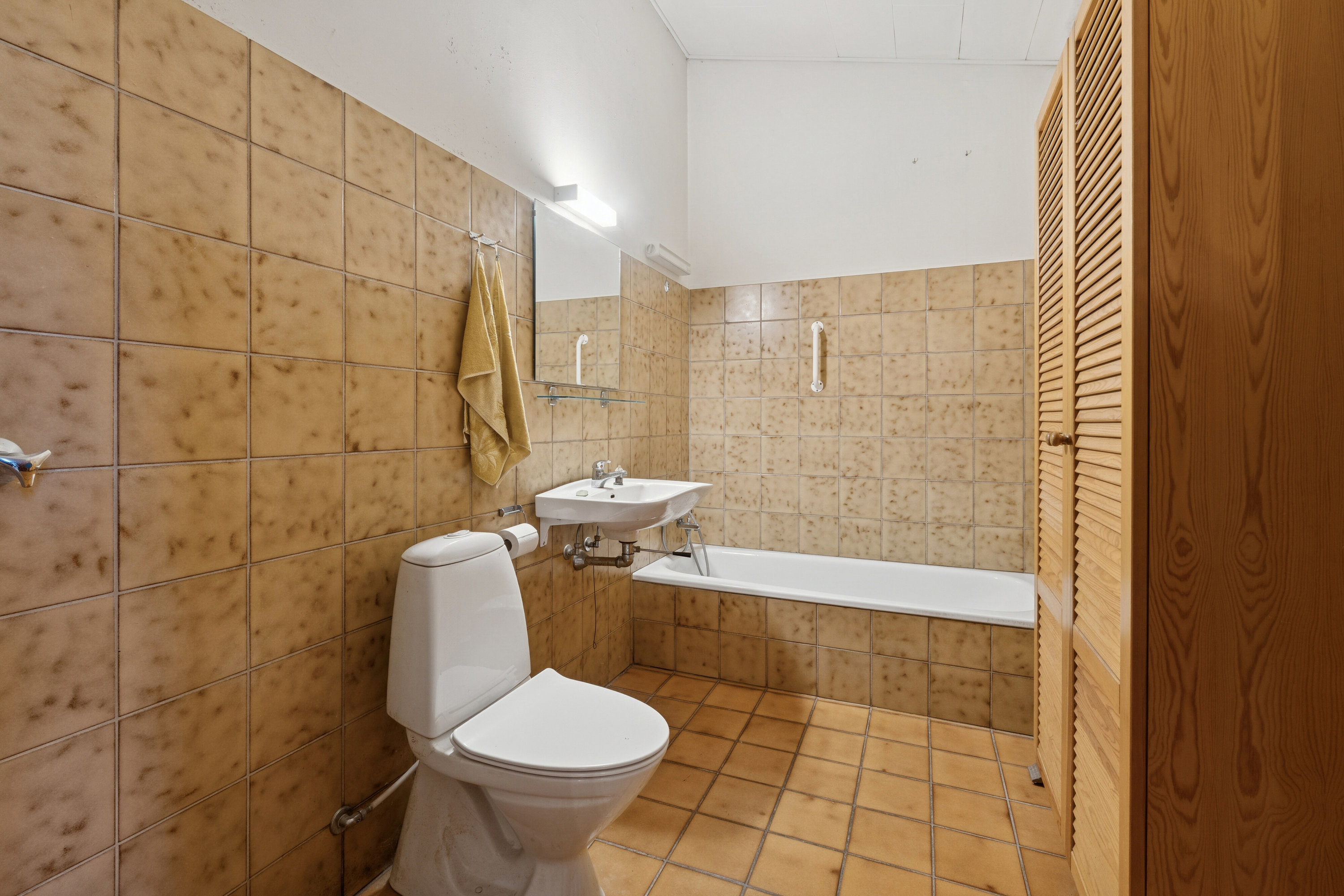 Fremhævet badeværelse billede i fuldskærmstilstand. Billede af Nyholms Alle 64, 2610 Rødovre