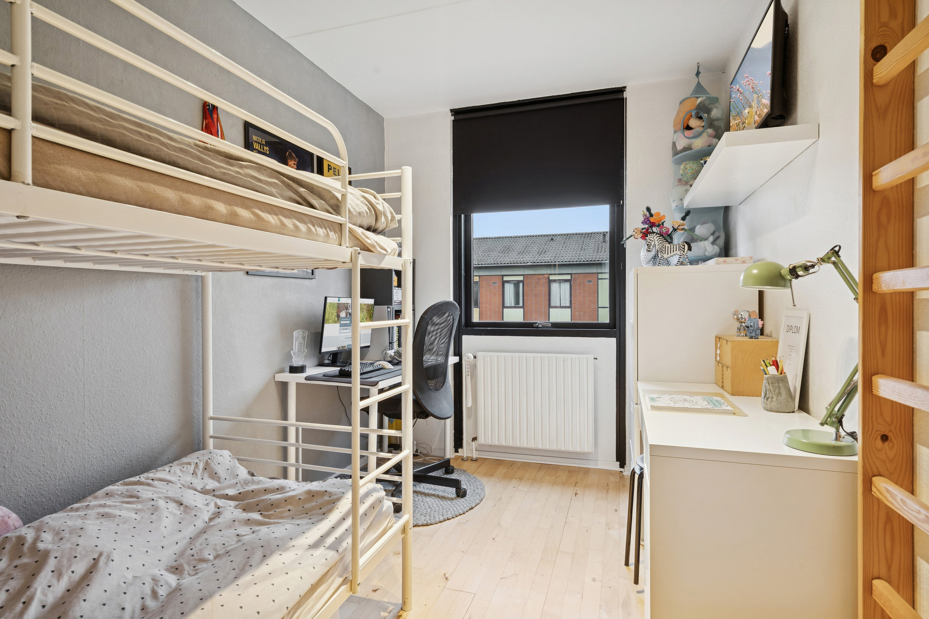 Fremhævet soveværelse billede i fuldskærmstilstand. Billede af Elmehusene 181, 2600 Glostrup